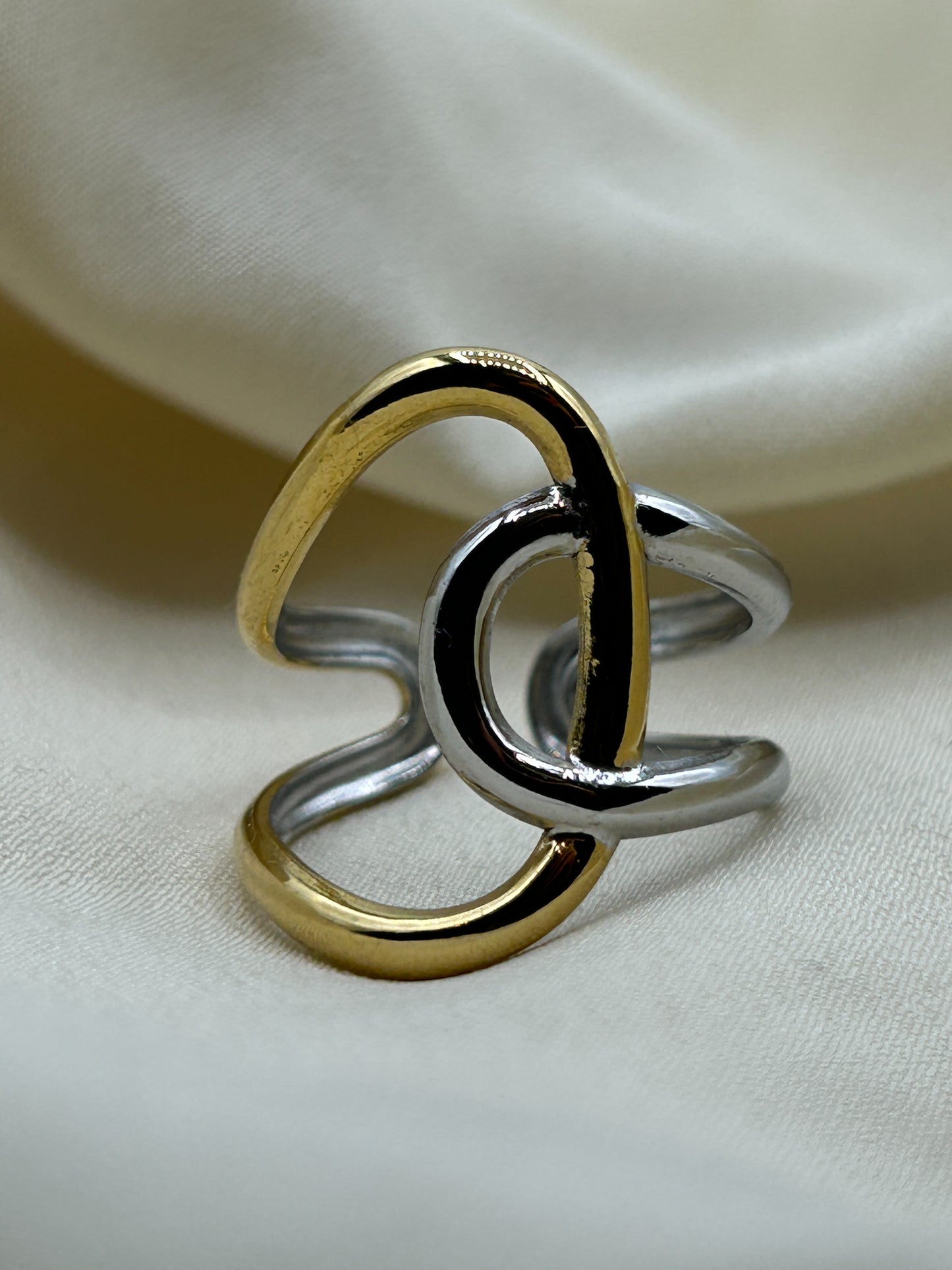 Bicolor Tangle Line Ring