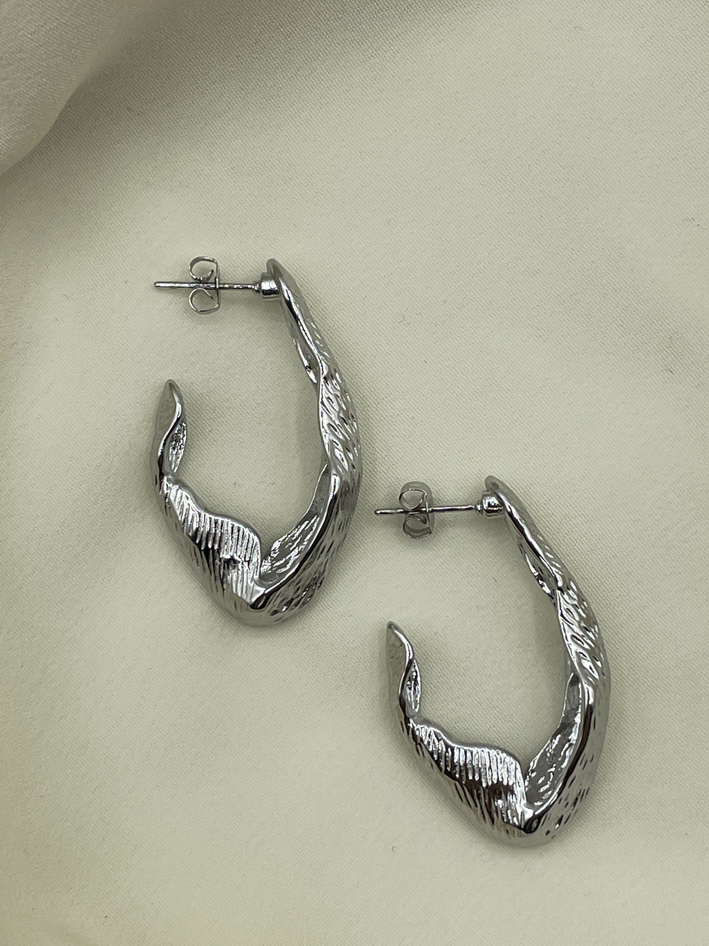 Clawed Lava Hoops Earrings Silver