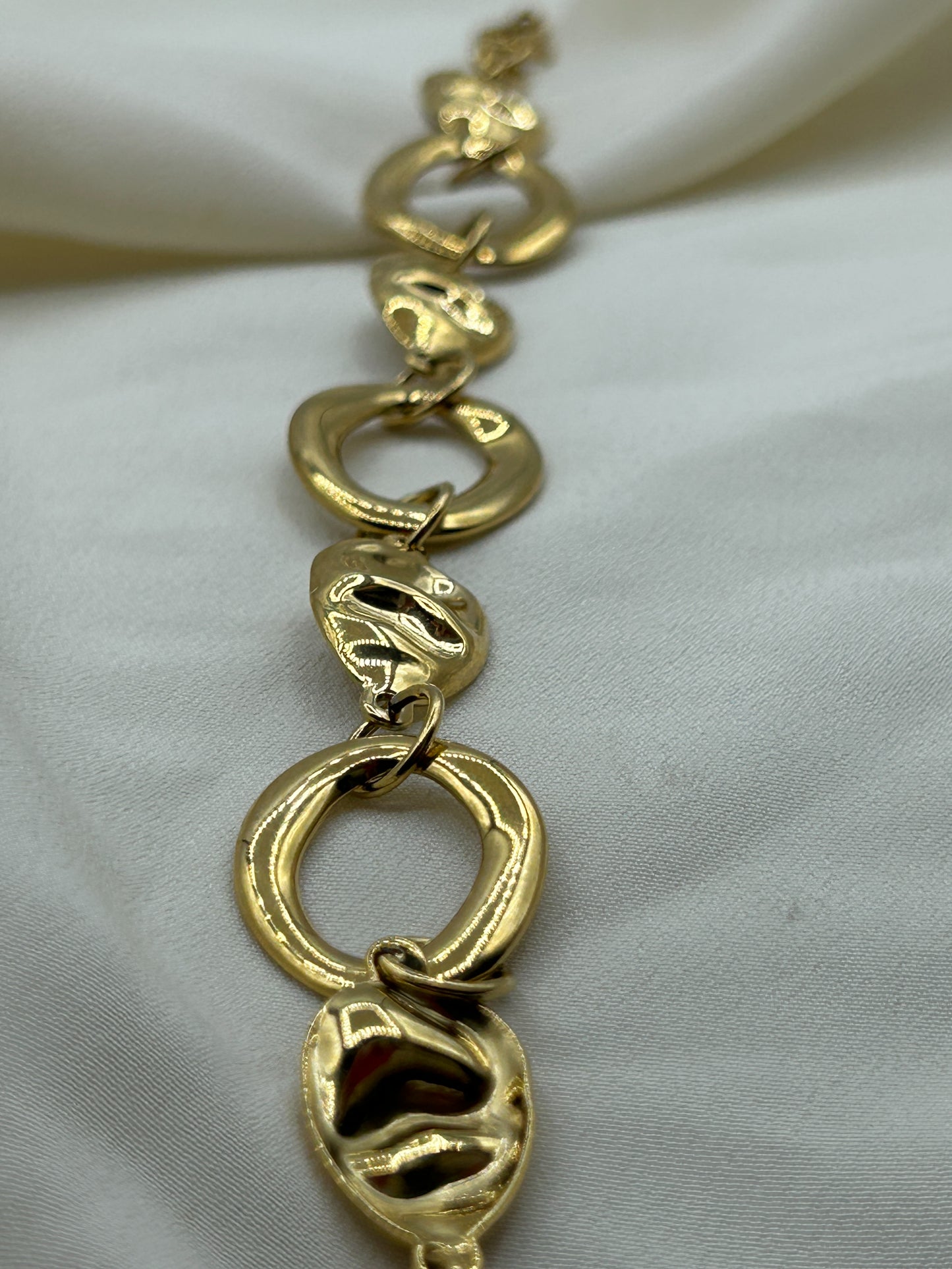 Distorted Chain Bracelet