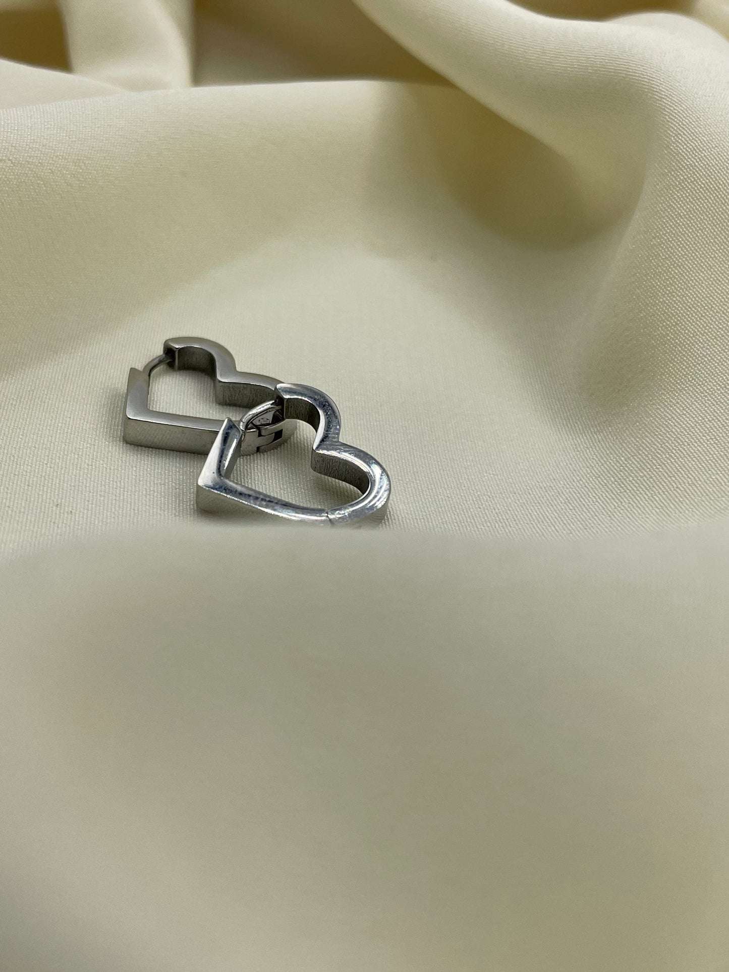 Mini Heart Earrings Silver
