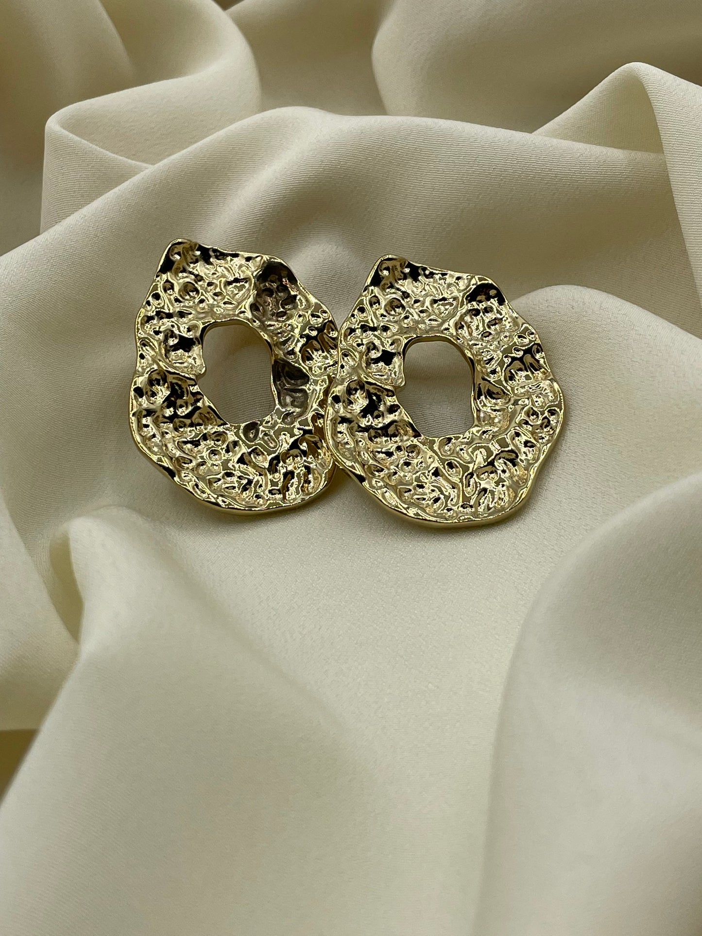 Volcano Earrings Gold