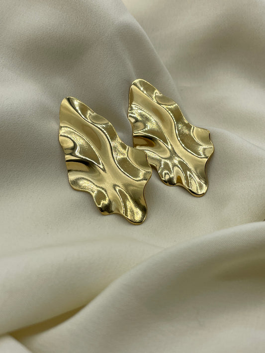 Folded Pendant Earrings Gold