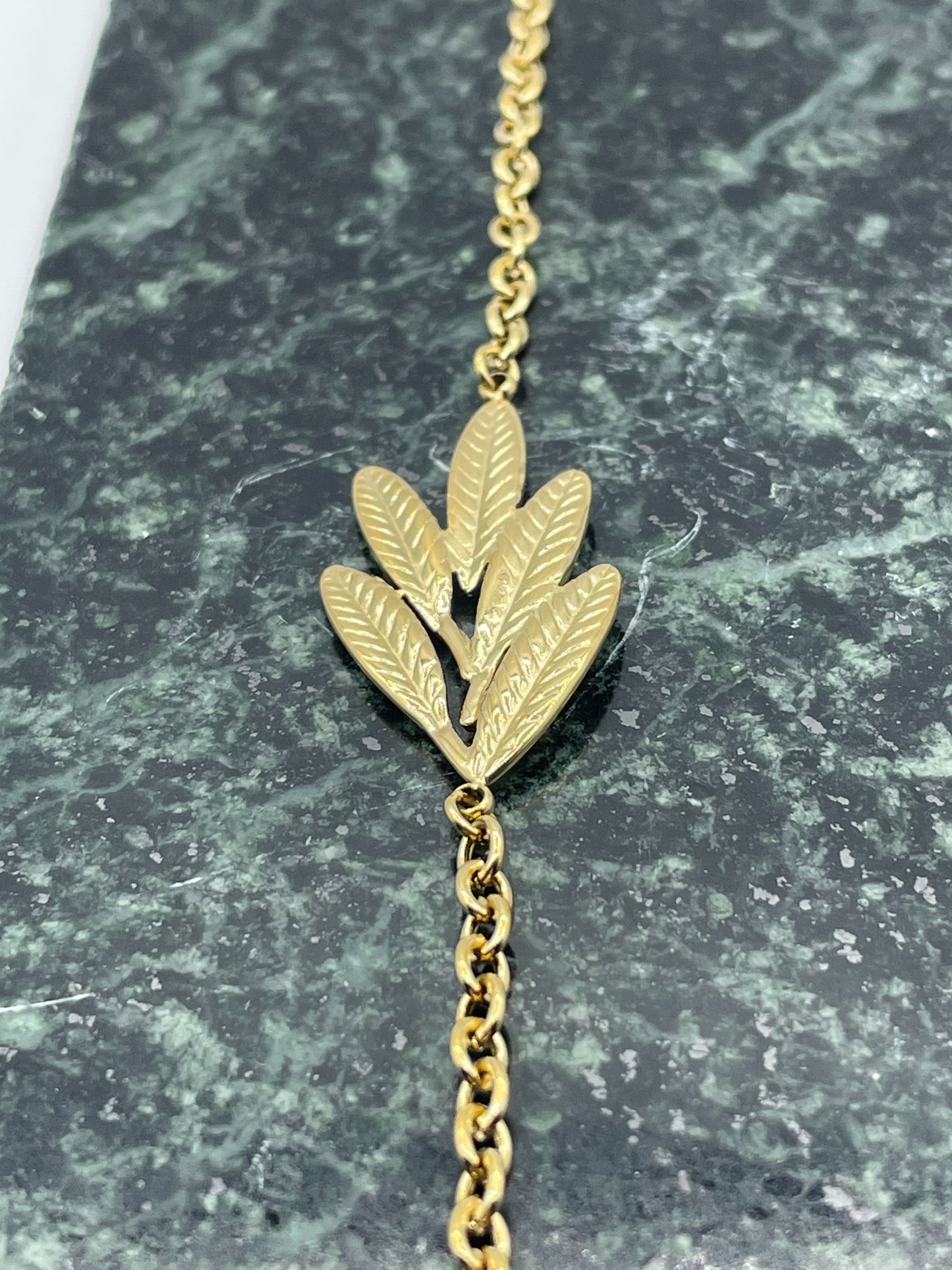 Leaf Bracelet Gold