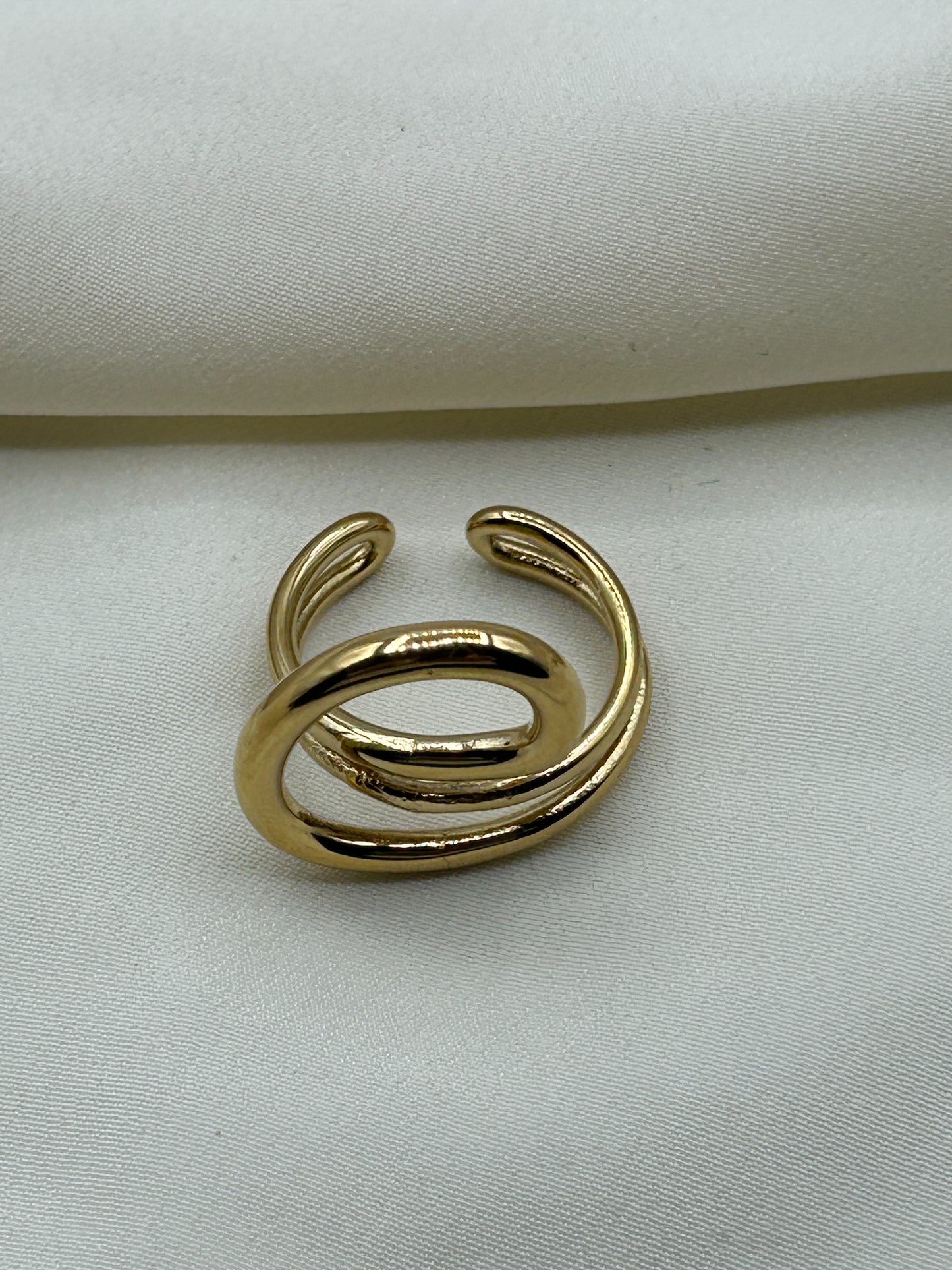 Loop Ring Gold