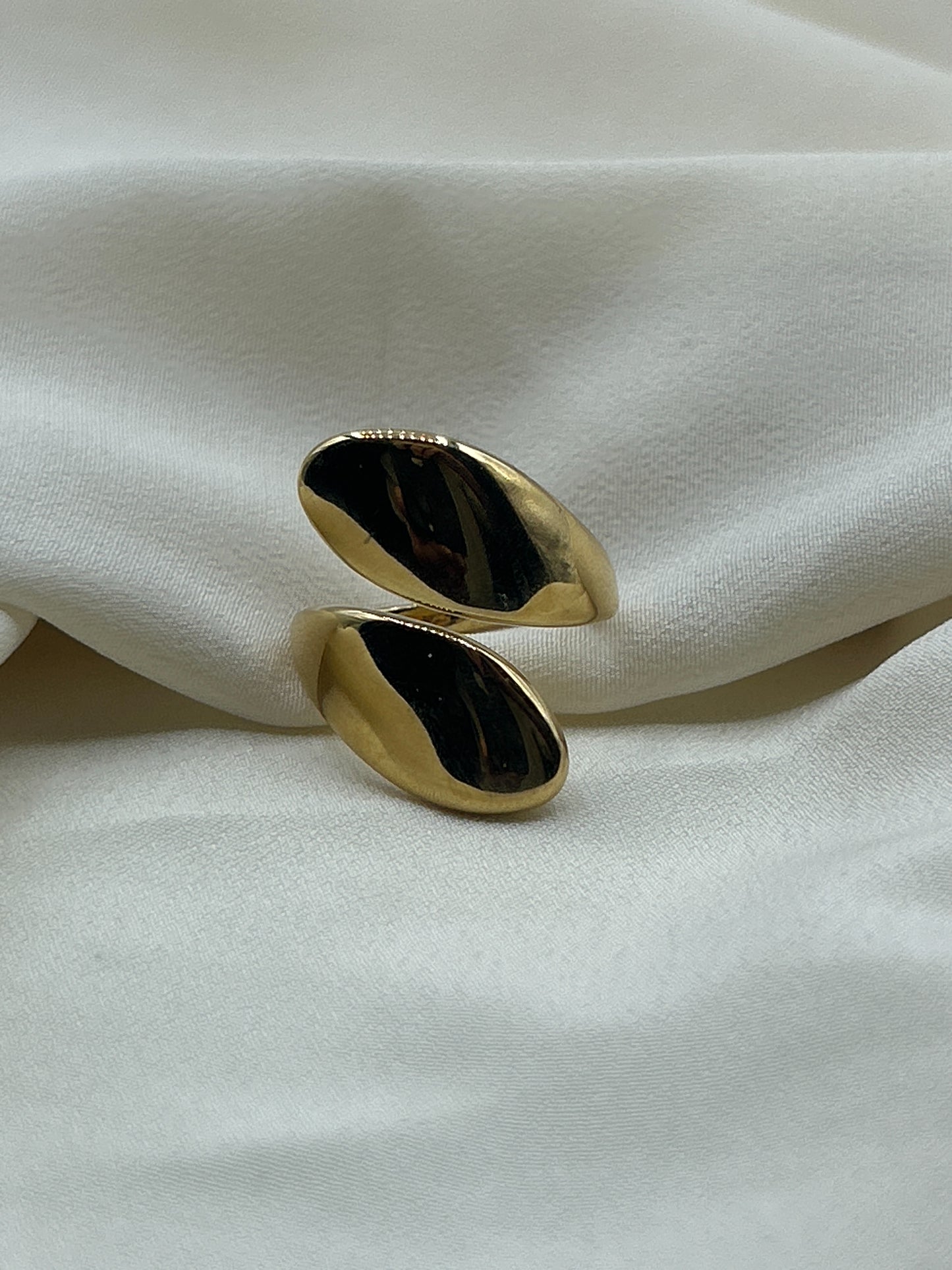 Thin Double Tears Ring Gold