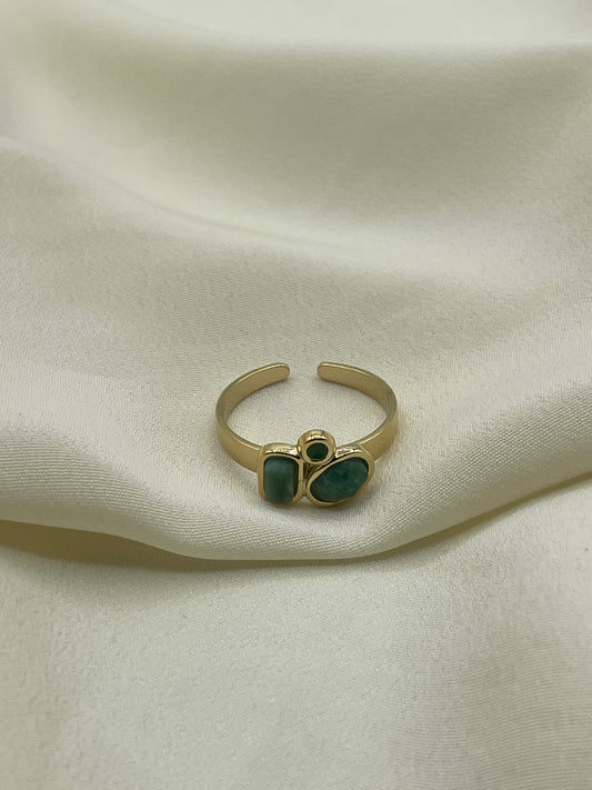 Bicolor Simple Green Stone Ring