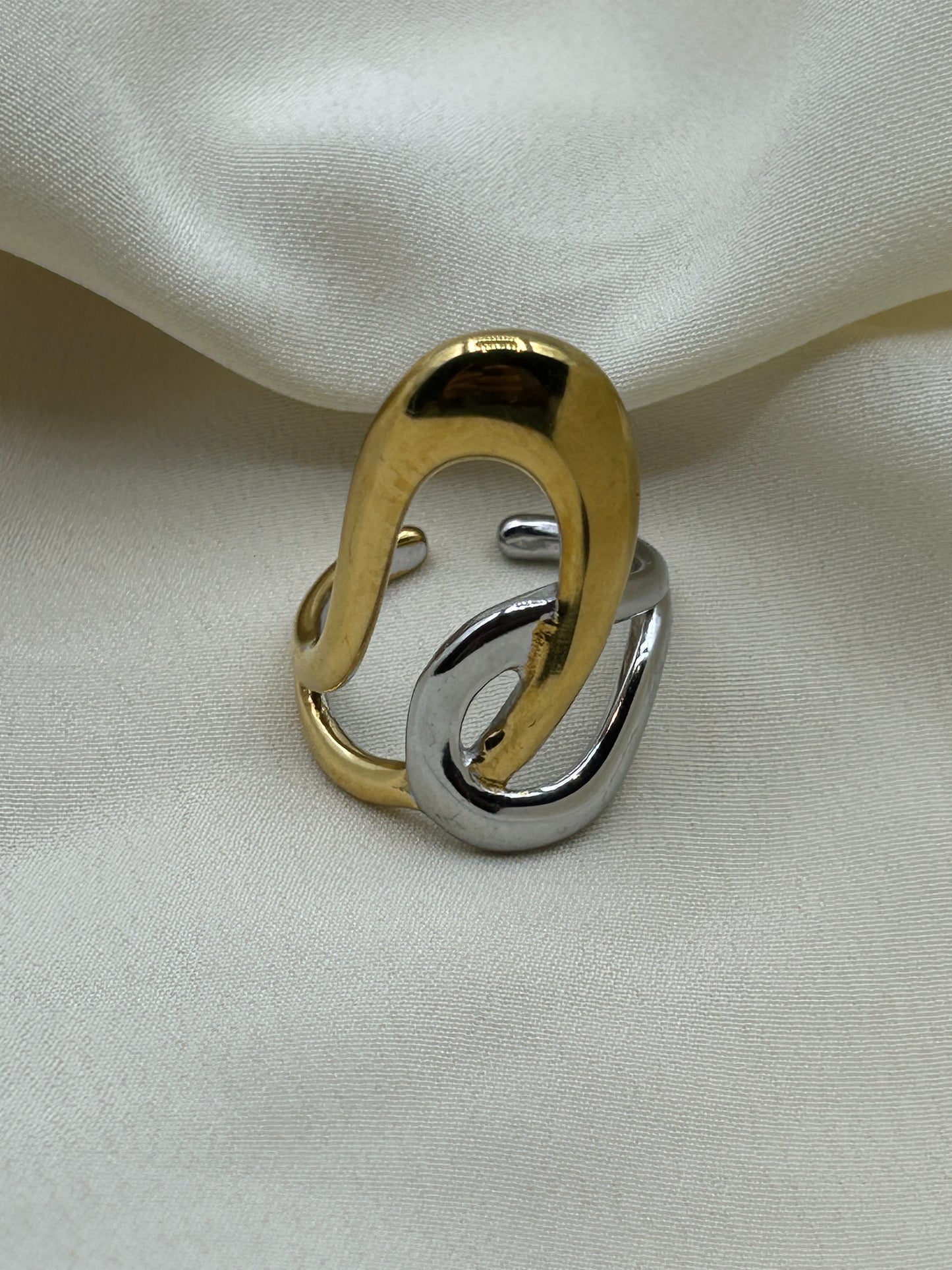 Bicolor Irregular Chainlink Ring