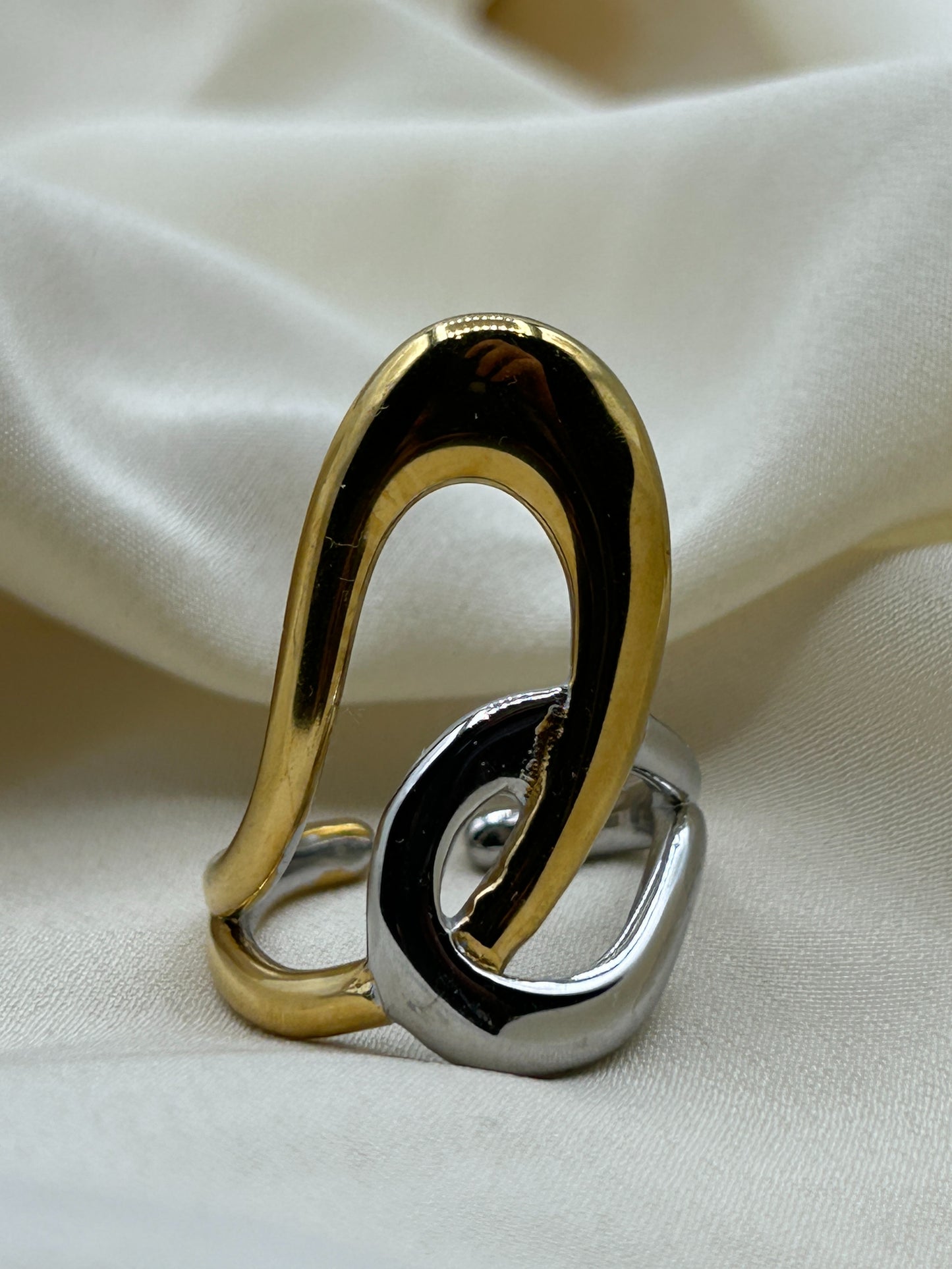 Bicolor Irregular Chainlink Ring