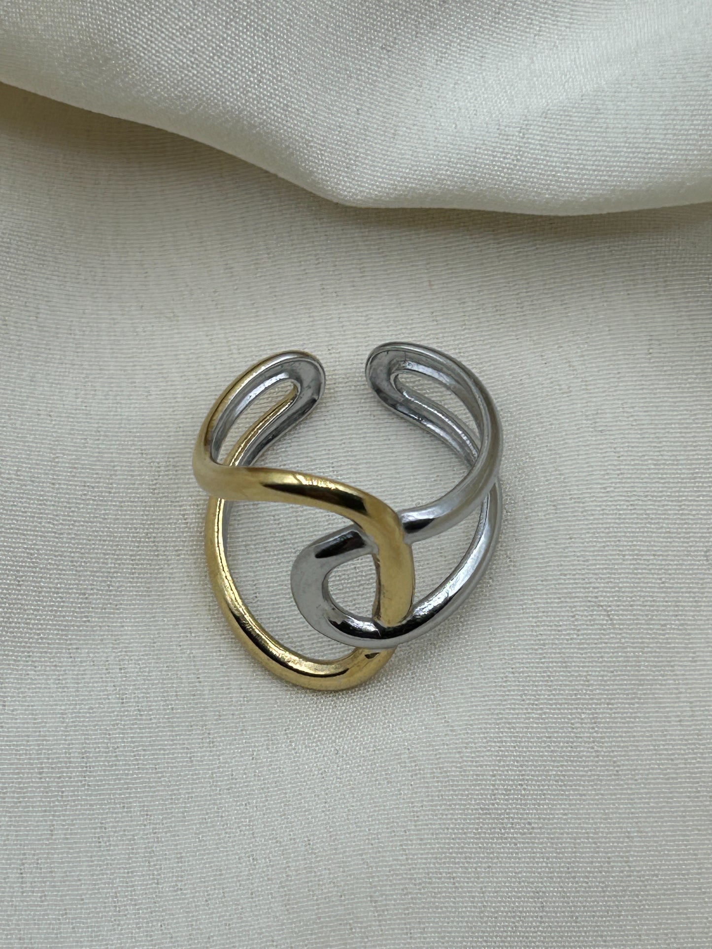 Bicolor Tangle Line Ring