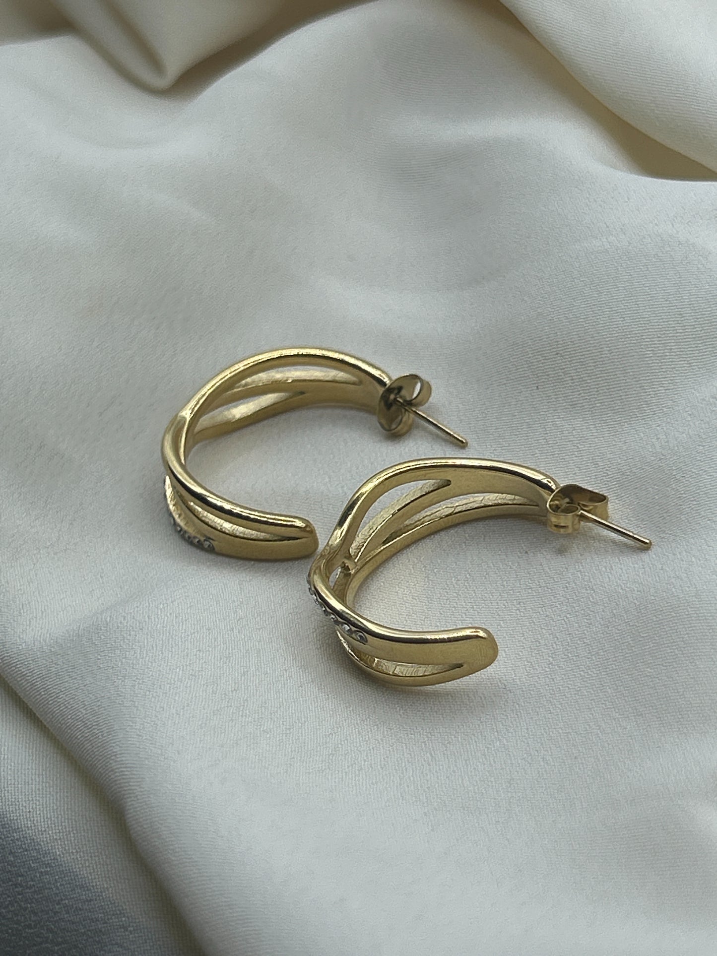 Billow Earrings Gold