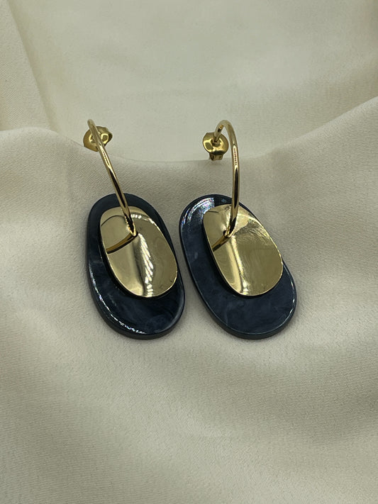 Black And Gold Pendant Earrings