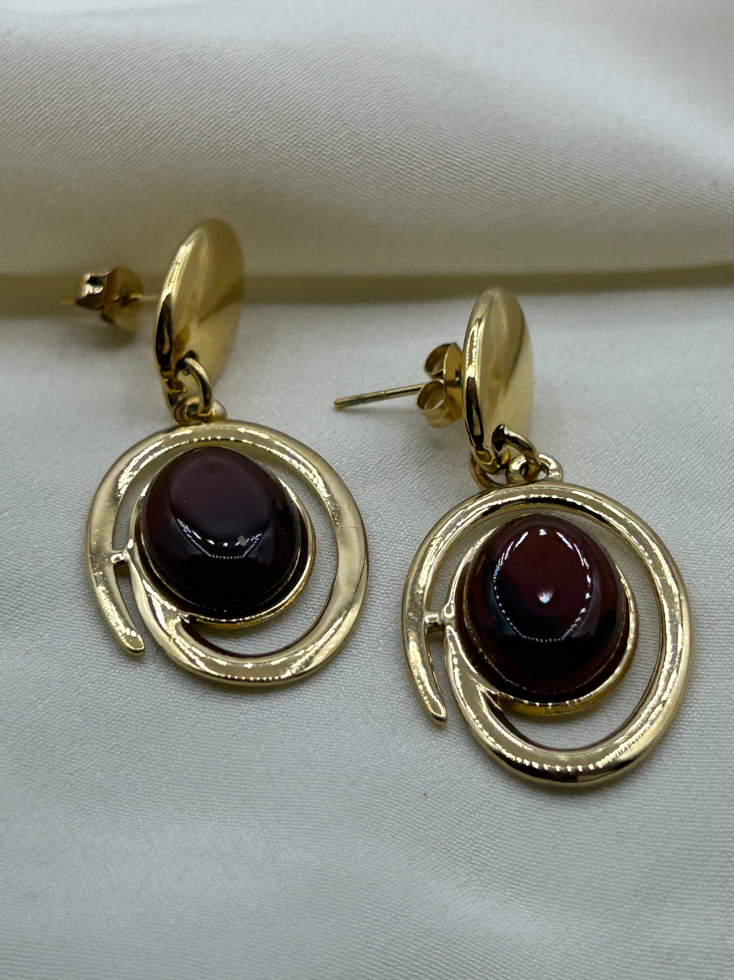 Brown Pendant Earrings Gold