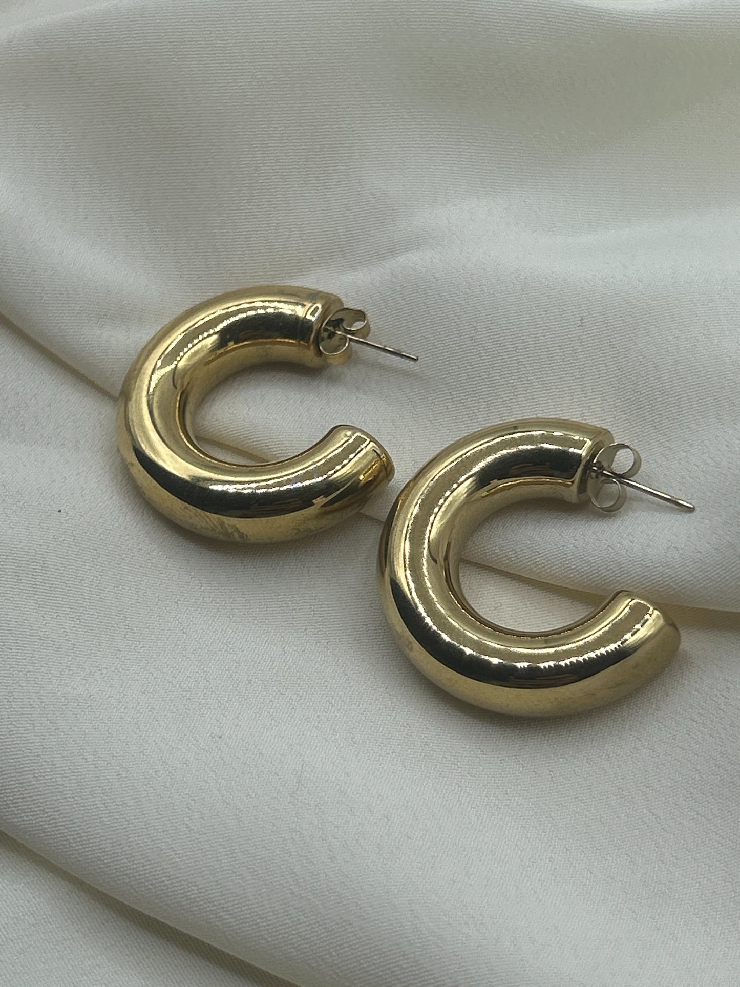Classic Open Hoops Earrings Gold