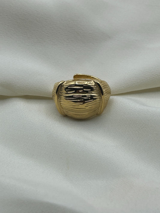 Cocoon Ring Gold