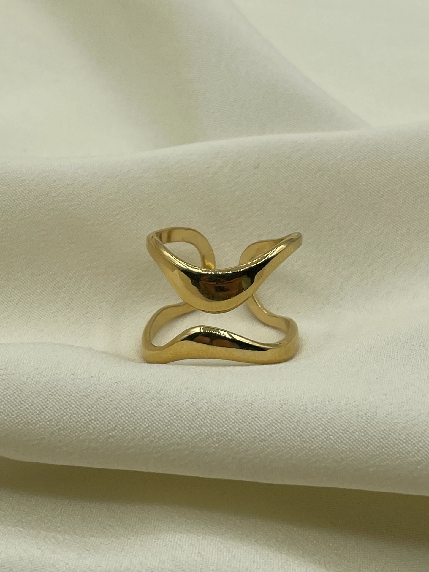 Distorded Ring Gold