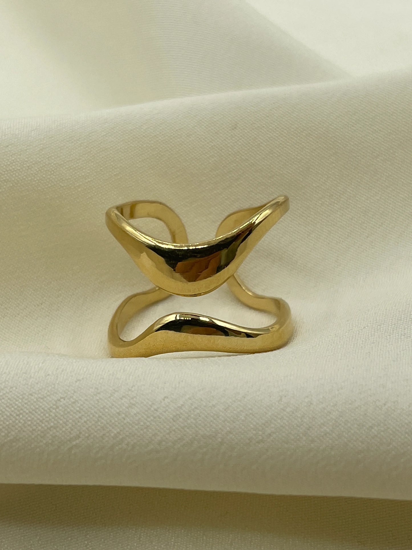 Distorded Ring Gold