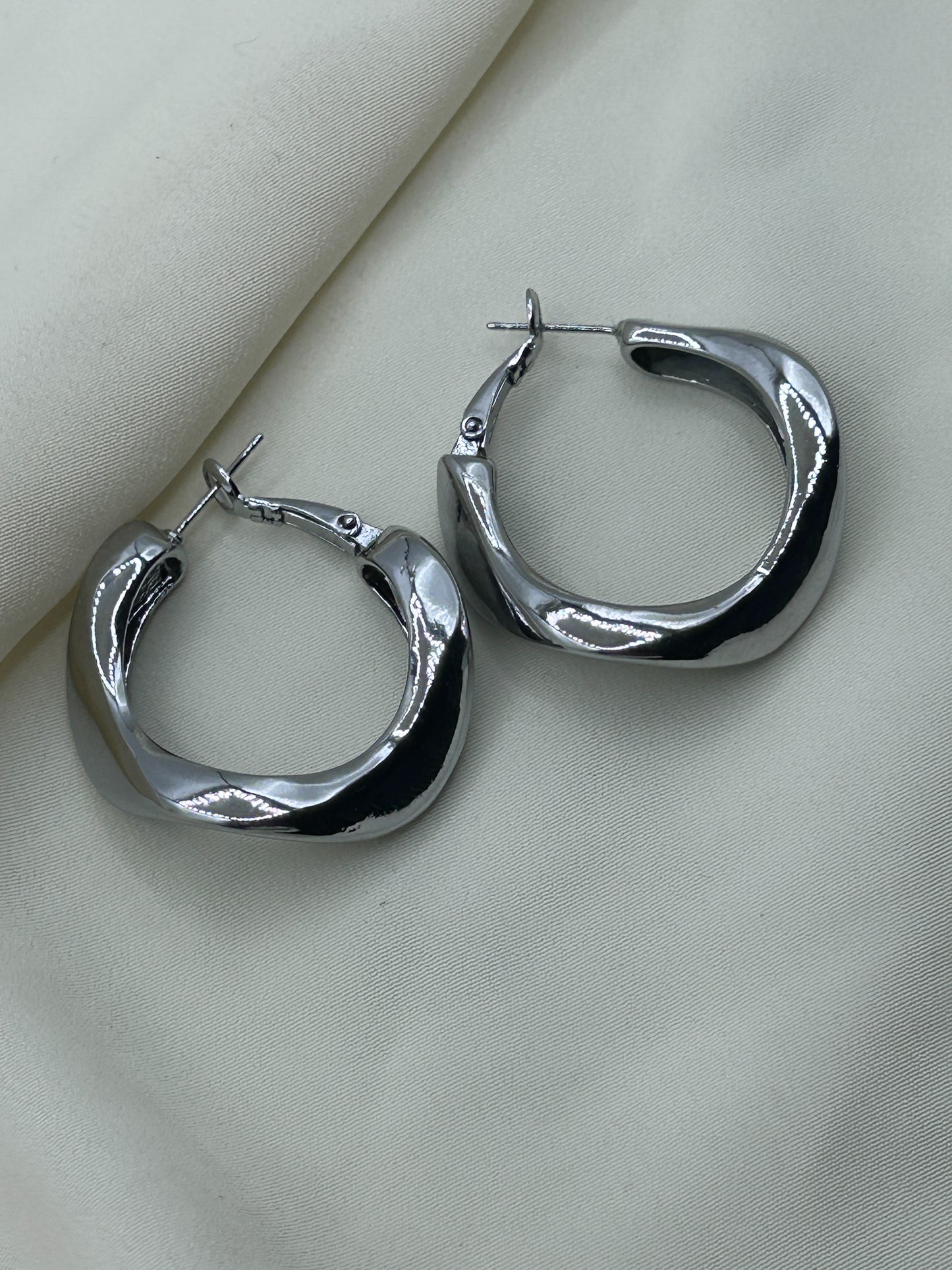Distorted Hoops Earrings Silver