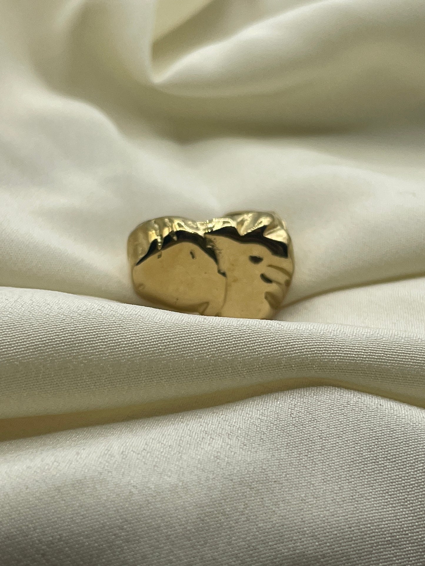 Distorted Signet Ring Gold