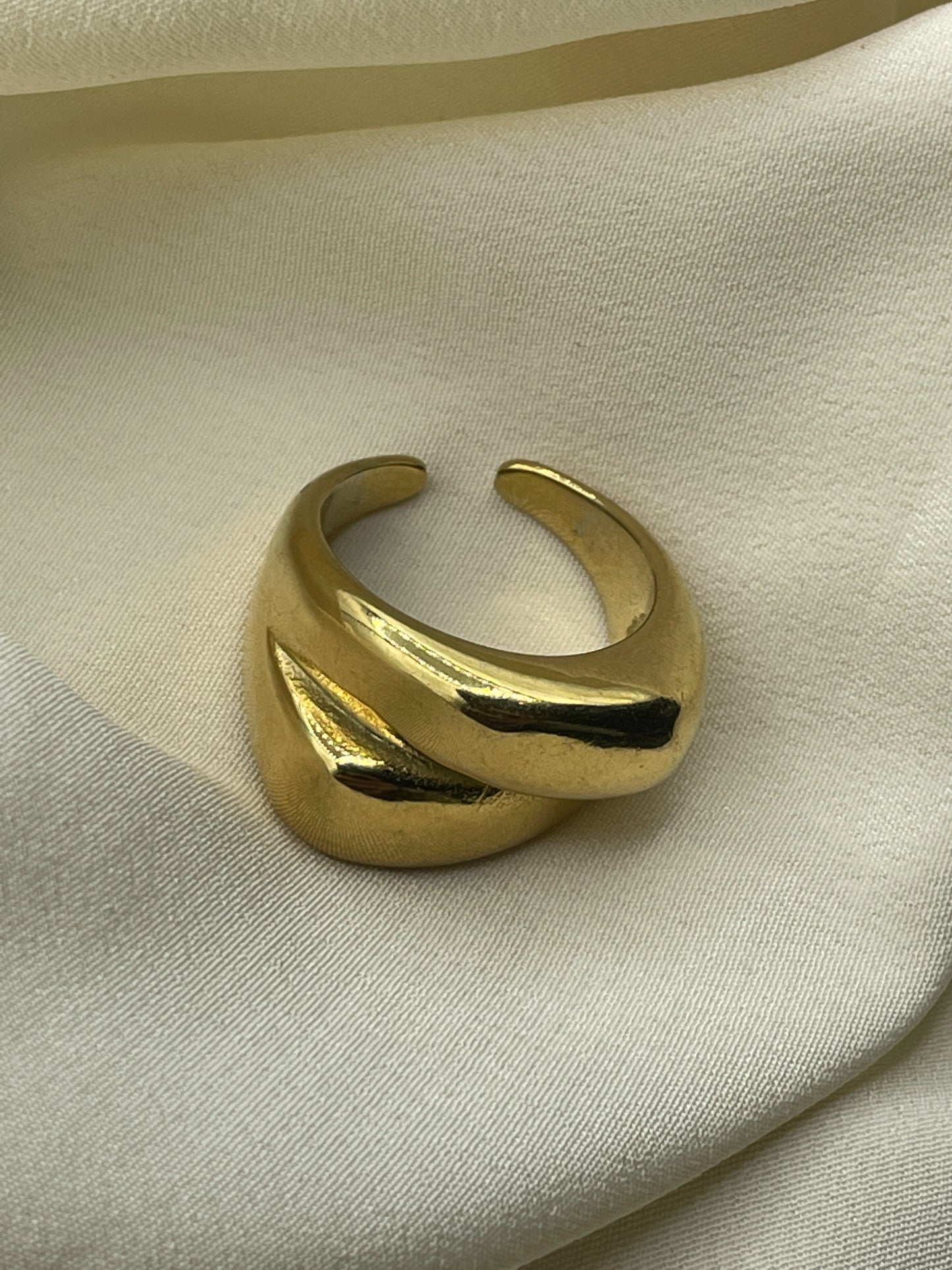 Double Ring Gold