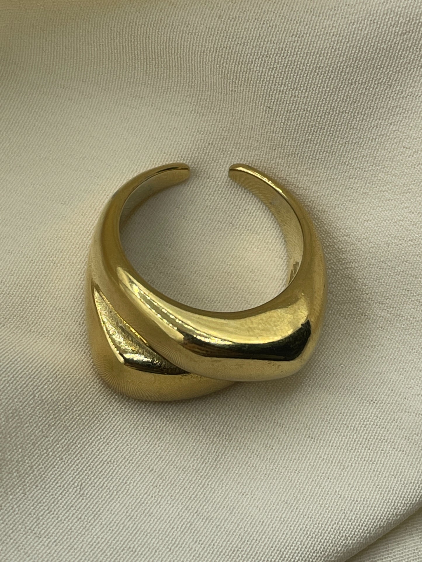 Double Ring Gold