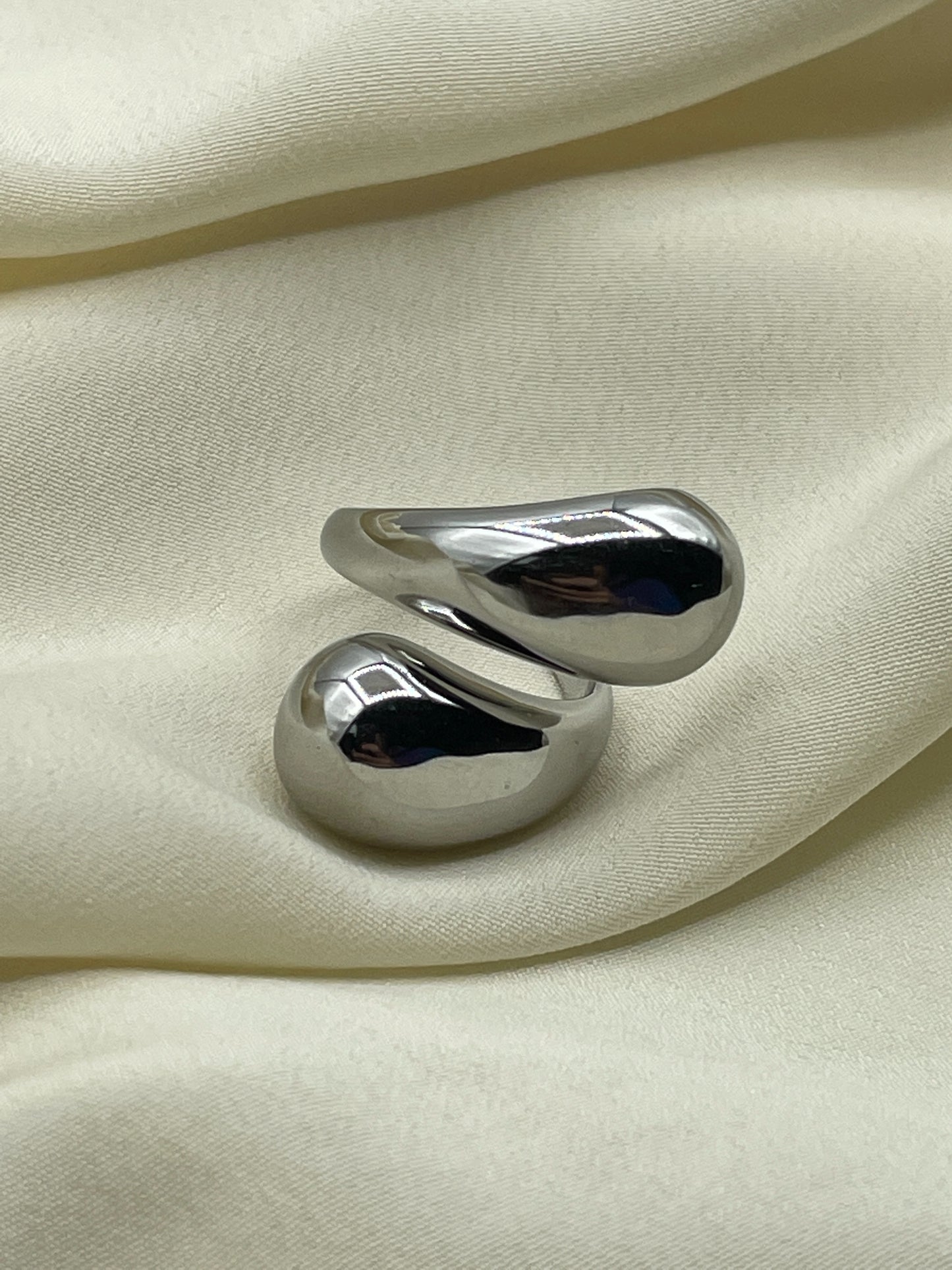 Double Tear Ring Silver