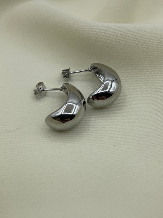 Mini Hollow Tear Earrings Silver