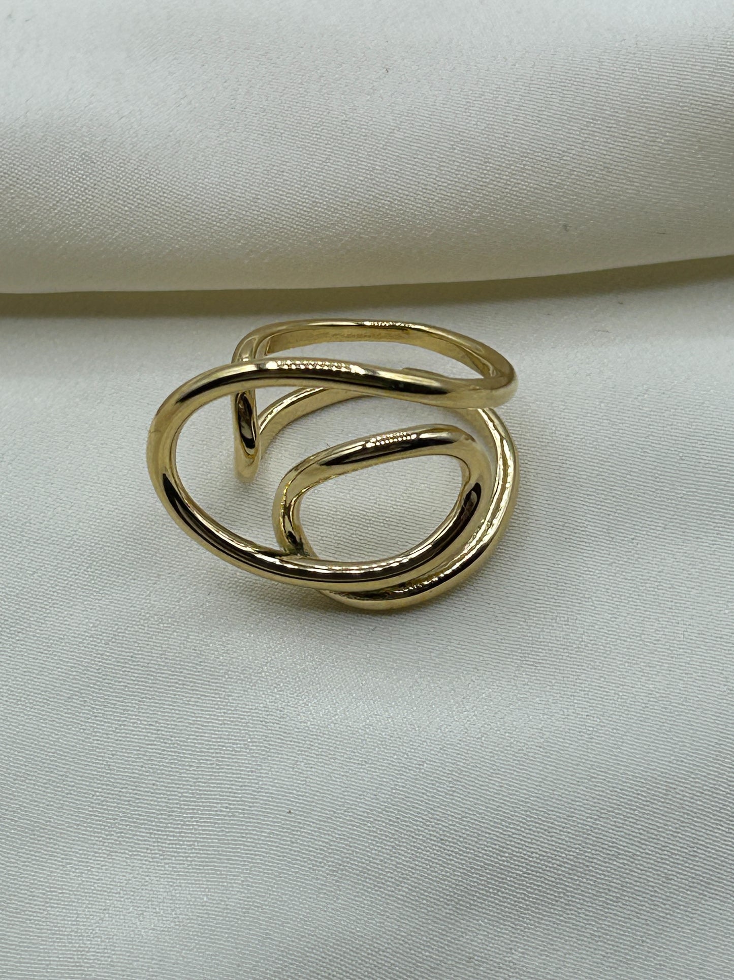 Entangled Line Ring Gold