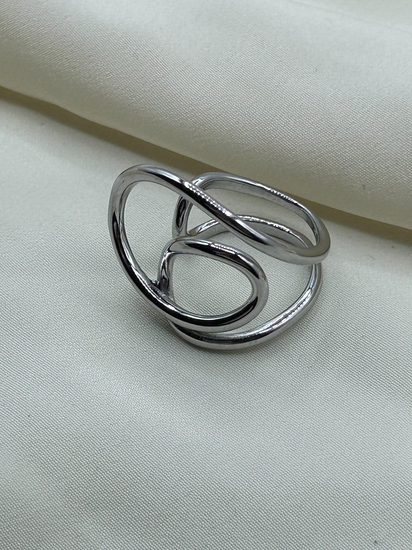 Entangled Line Ring Silver
