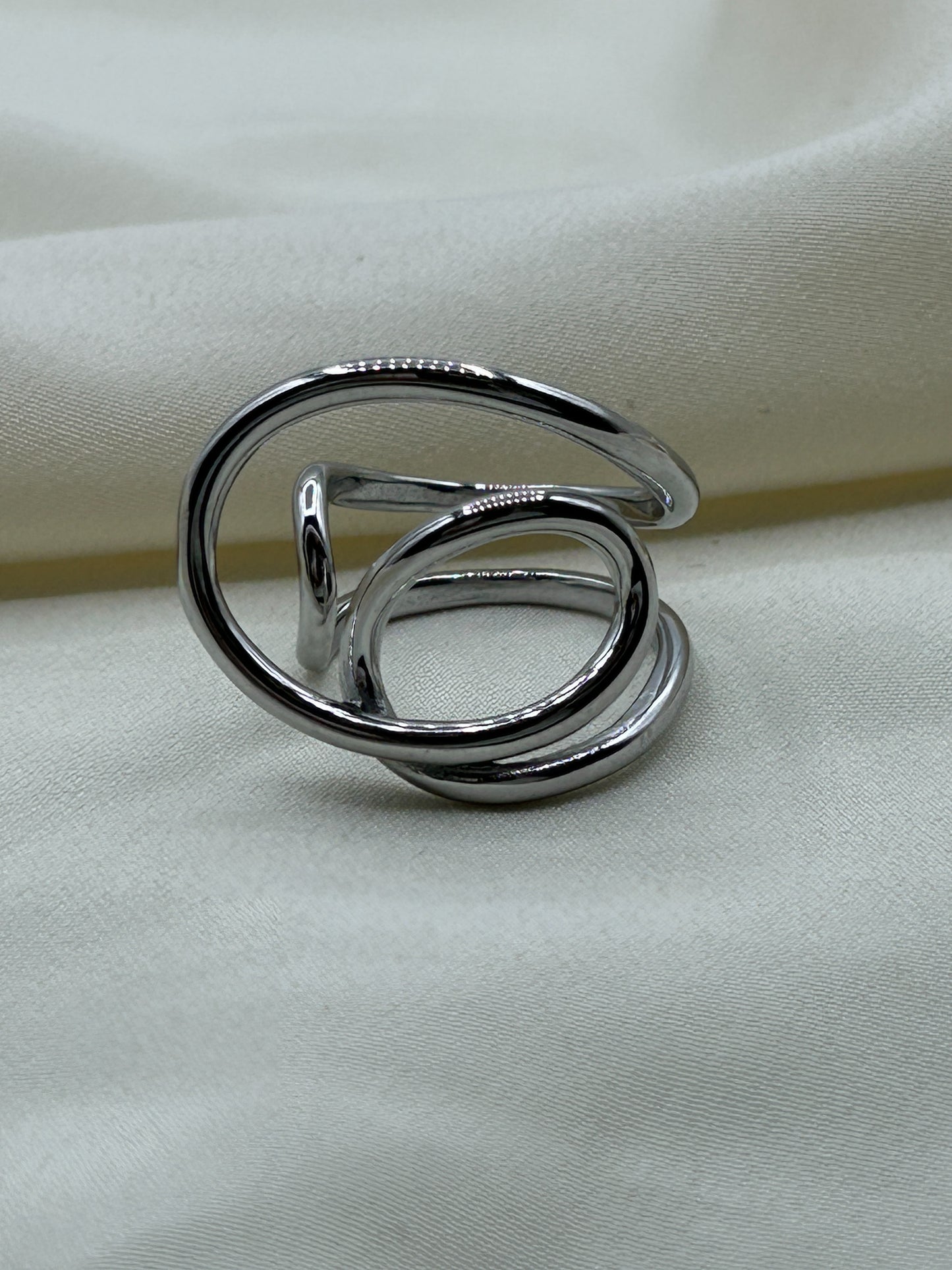 Entangled Line Ring Silver