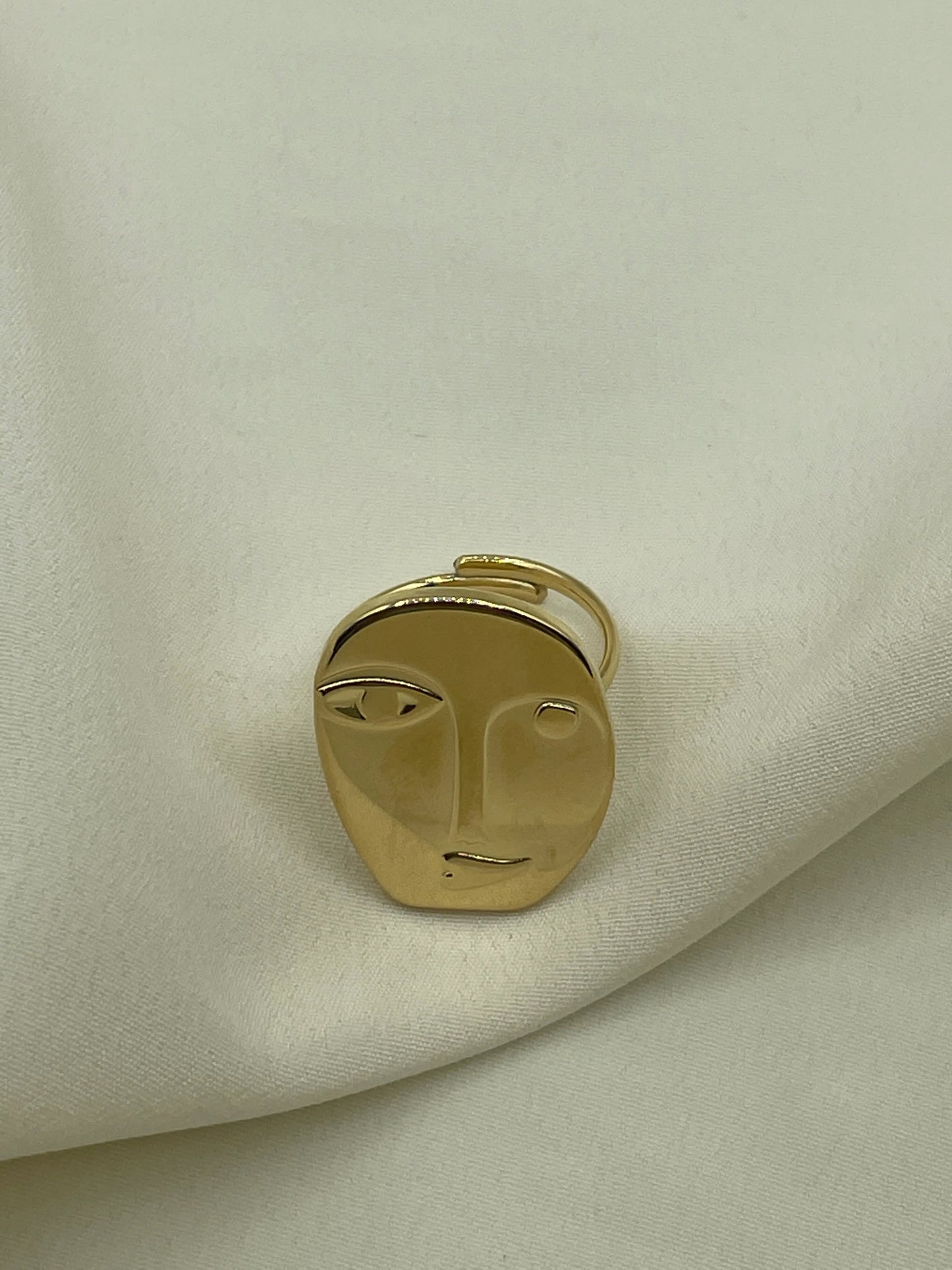 Face Ring Gold