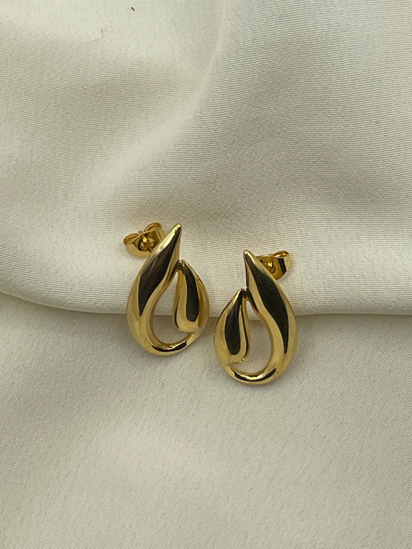 Flame Earrings Gold