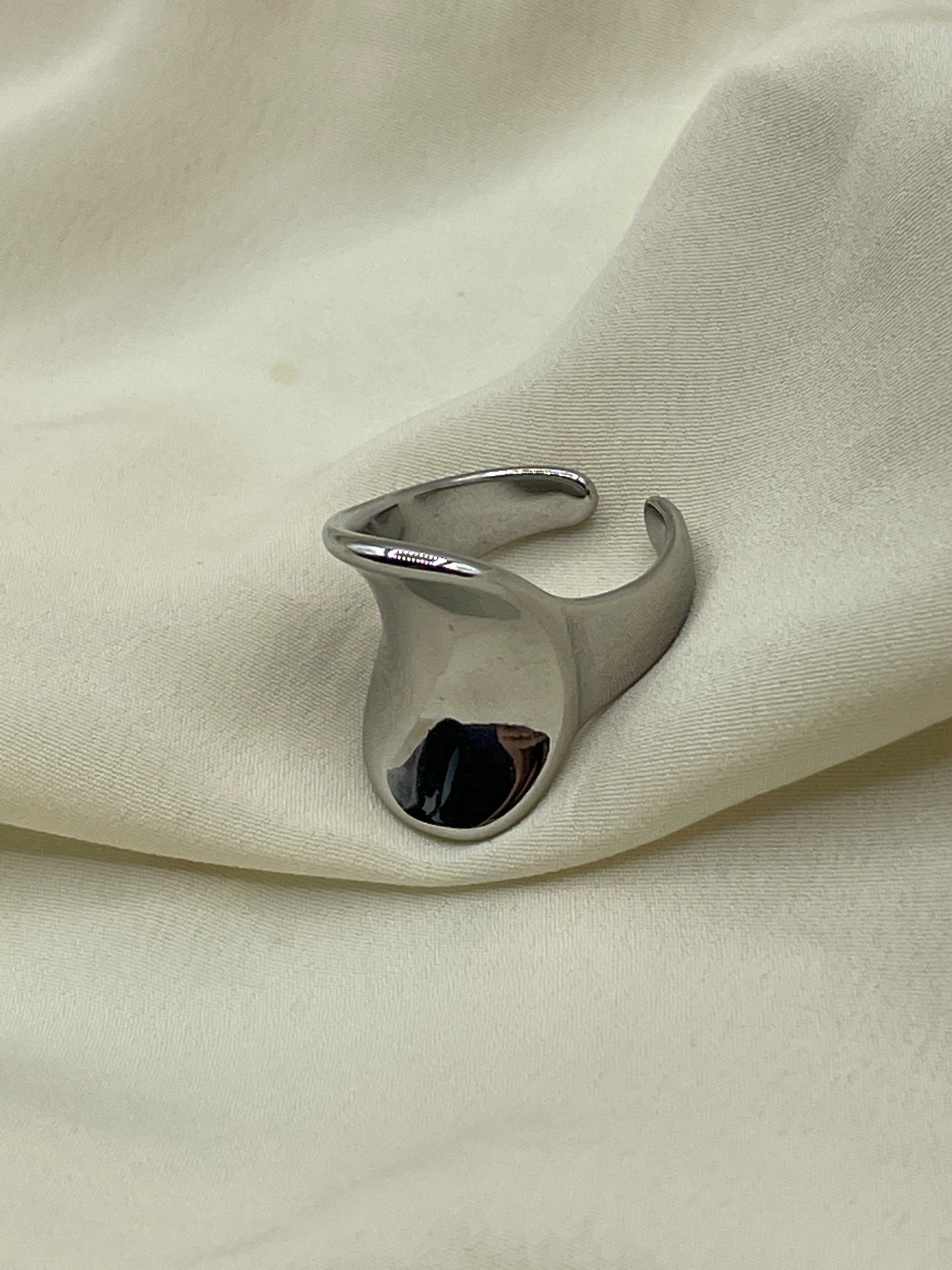 Flat Concave Ring Silver