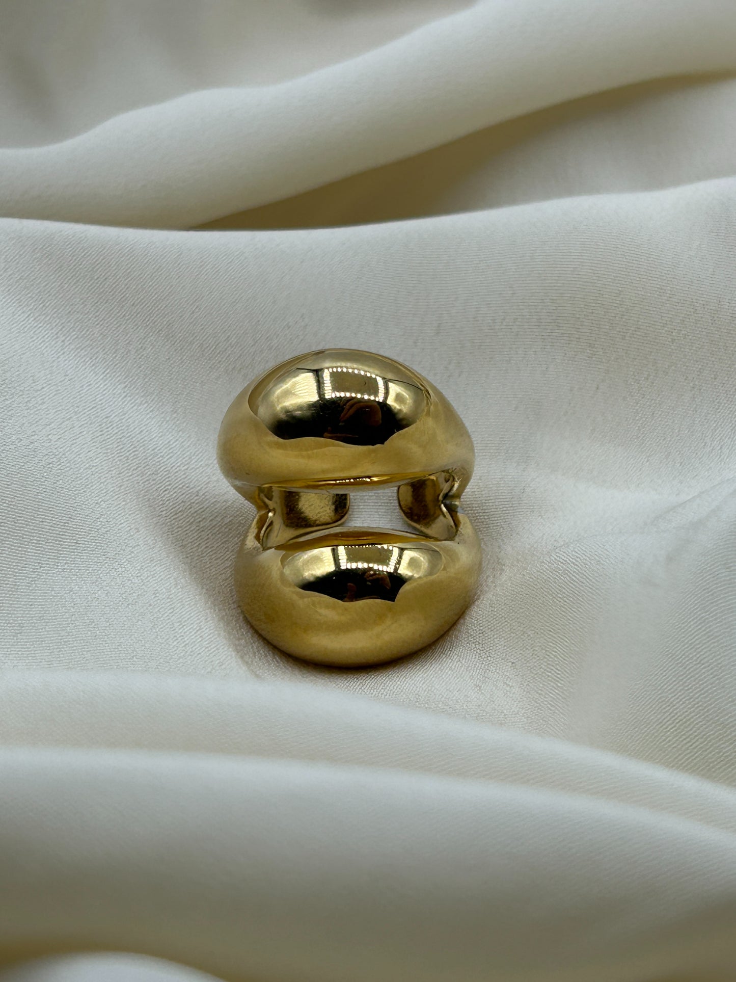 Giant Double Tear Ring Gold