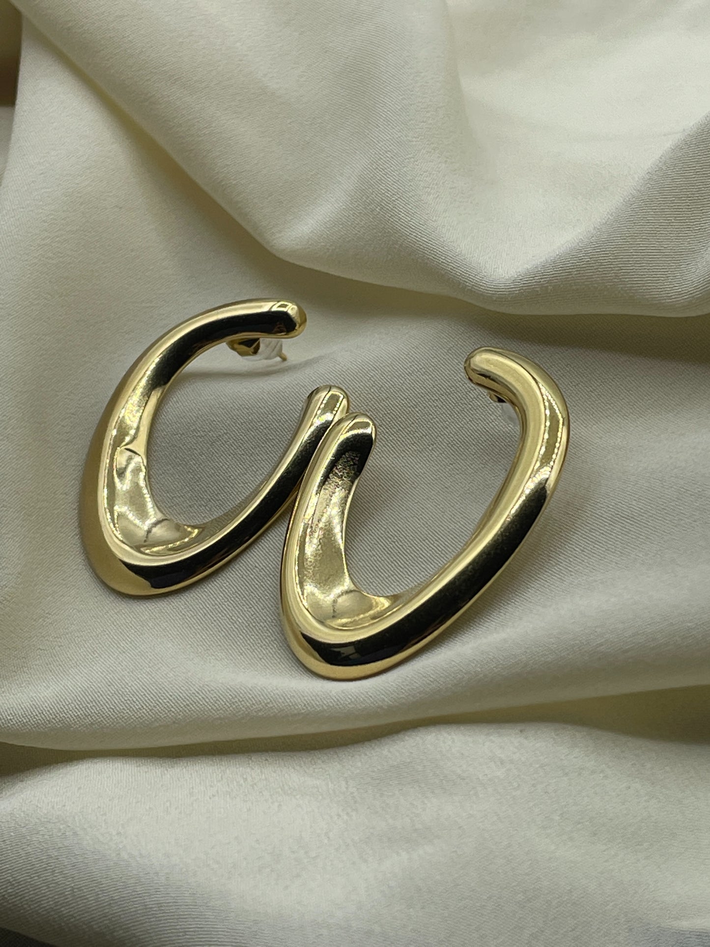 Giant Hook Earrings Gold