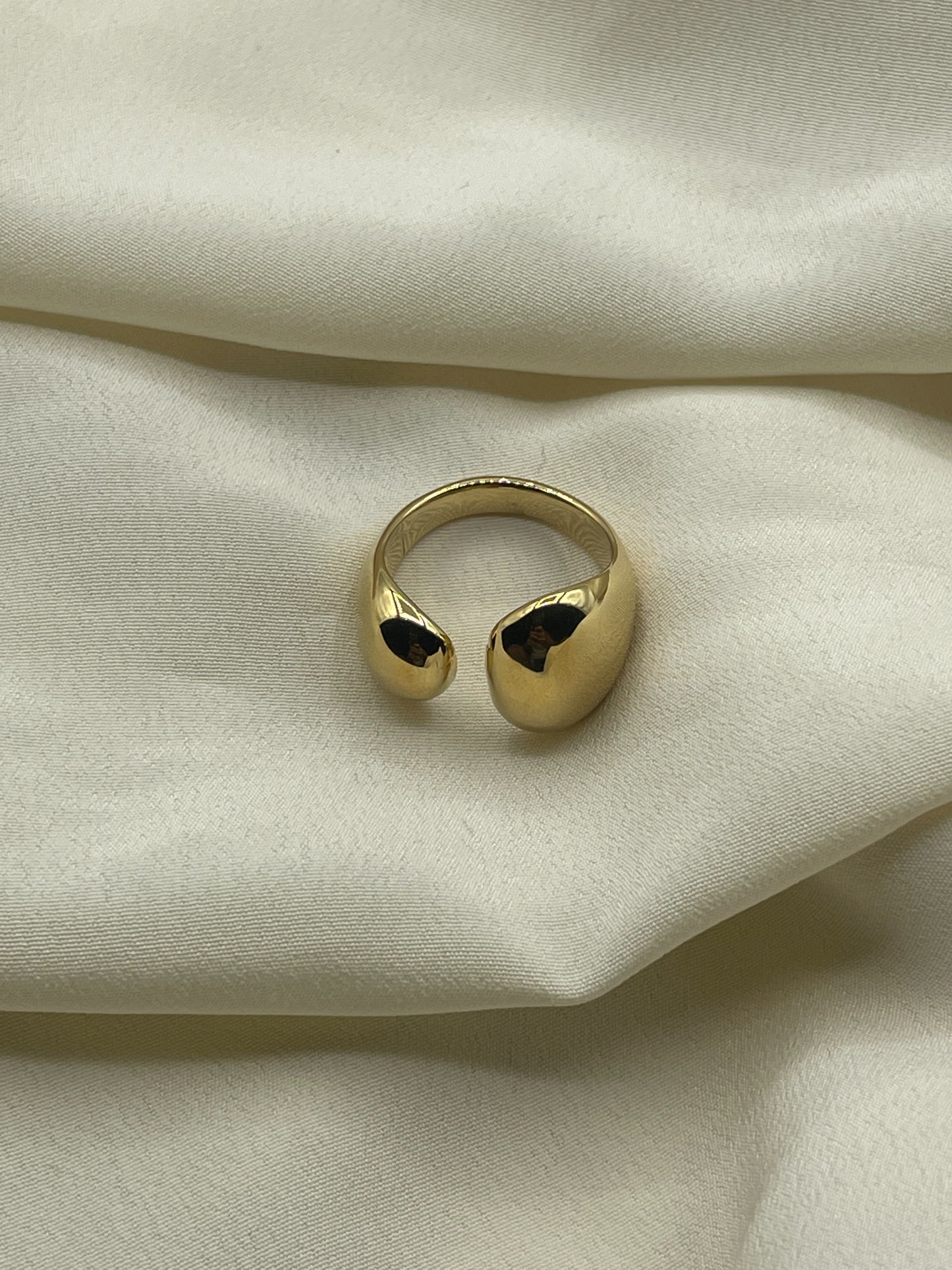 Large Open Ring Gold