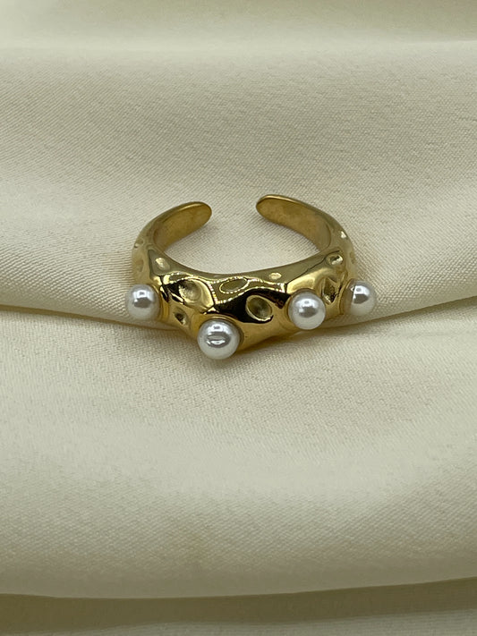 Hammered Pearled Gold Ring