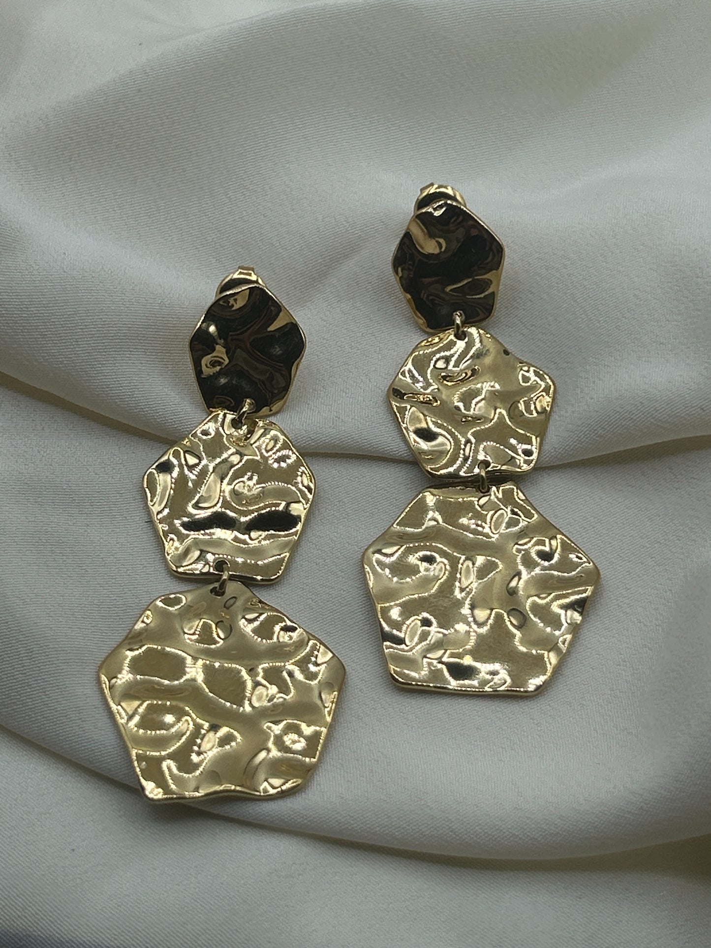 Hammered Triple Flat Earrings Gold