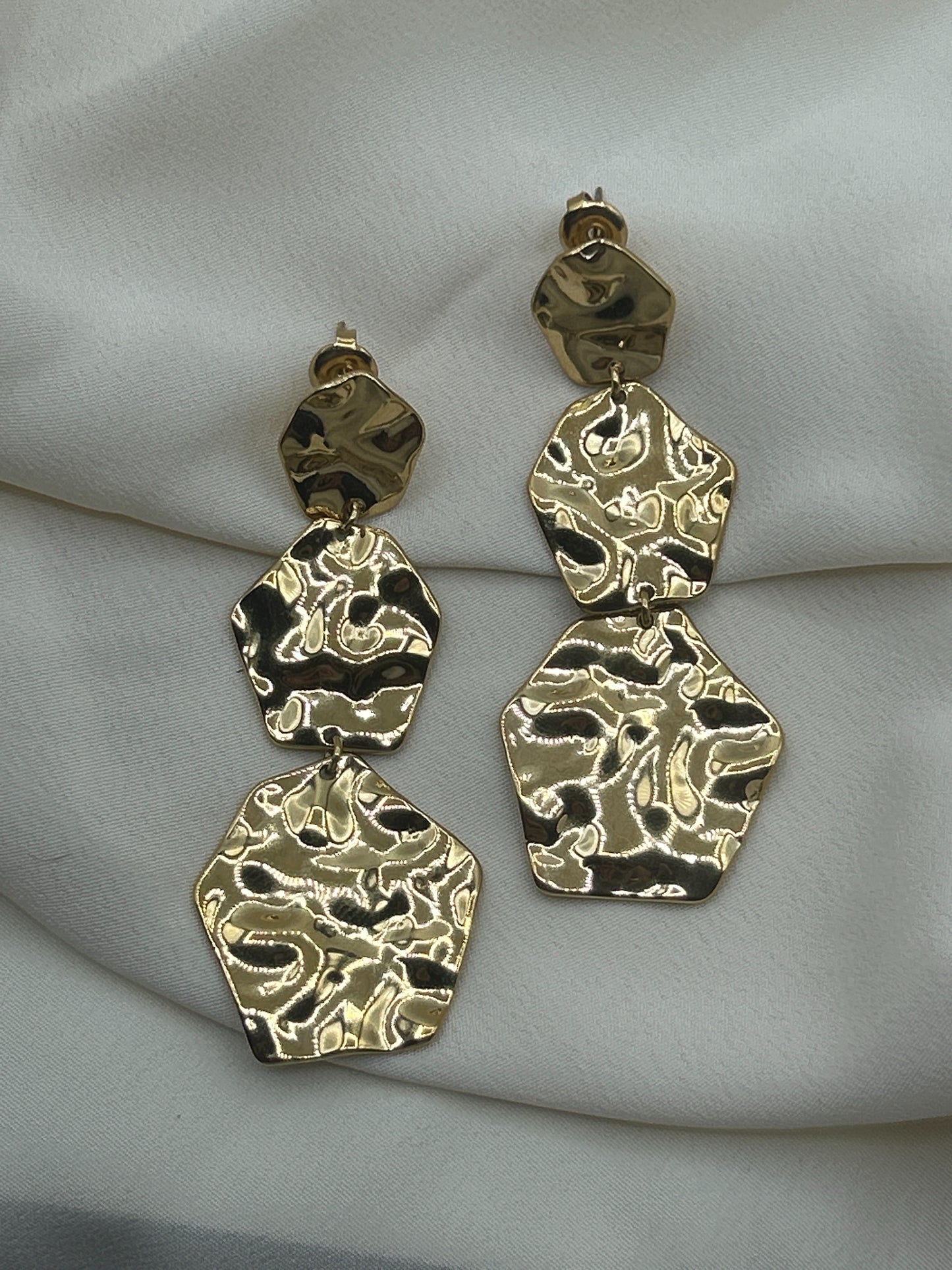 Hammered Triple Flat Earrings Gold