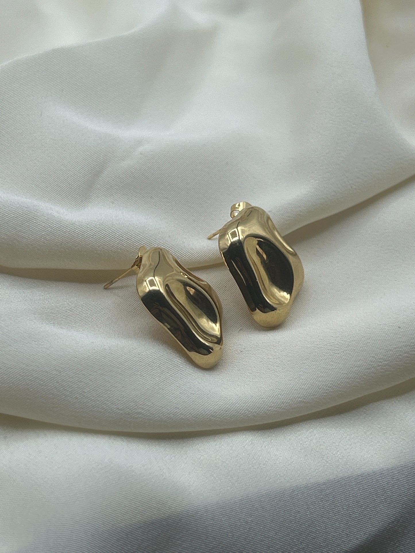 Hammered Square Earrings Gold
