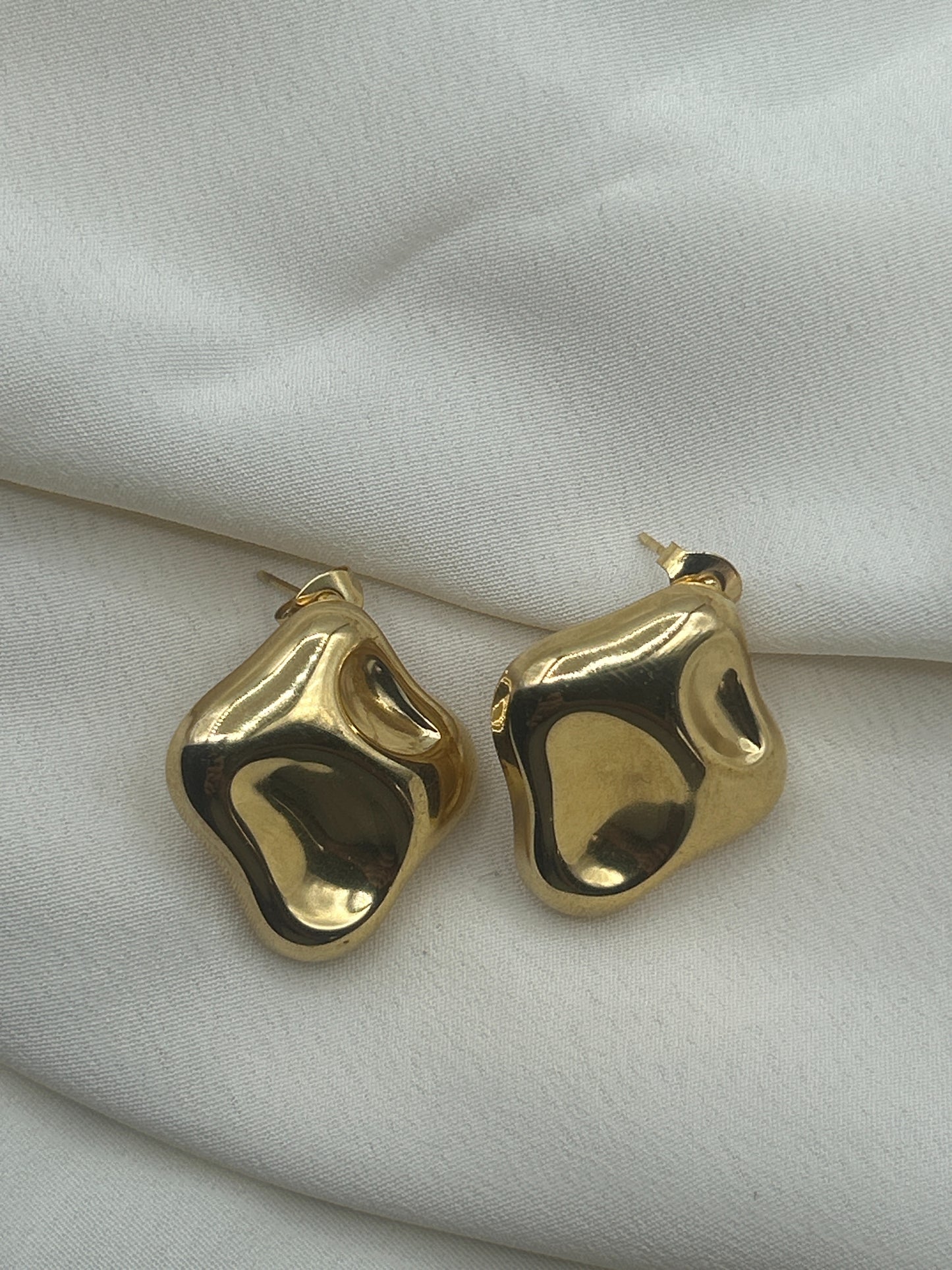 Hammered Square Earrings Gold