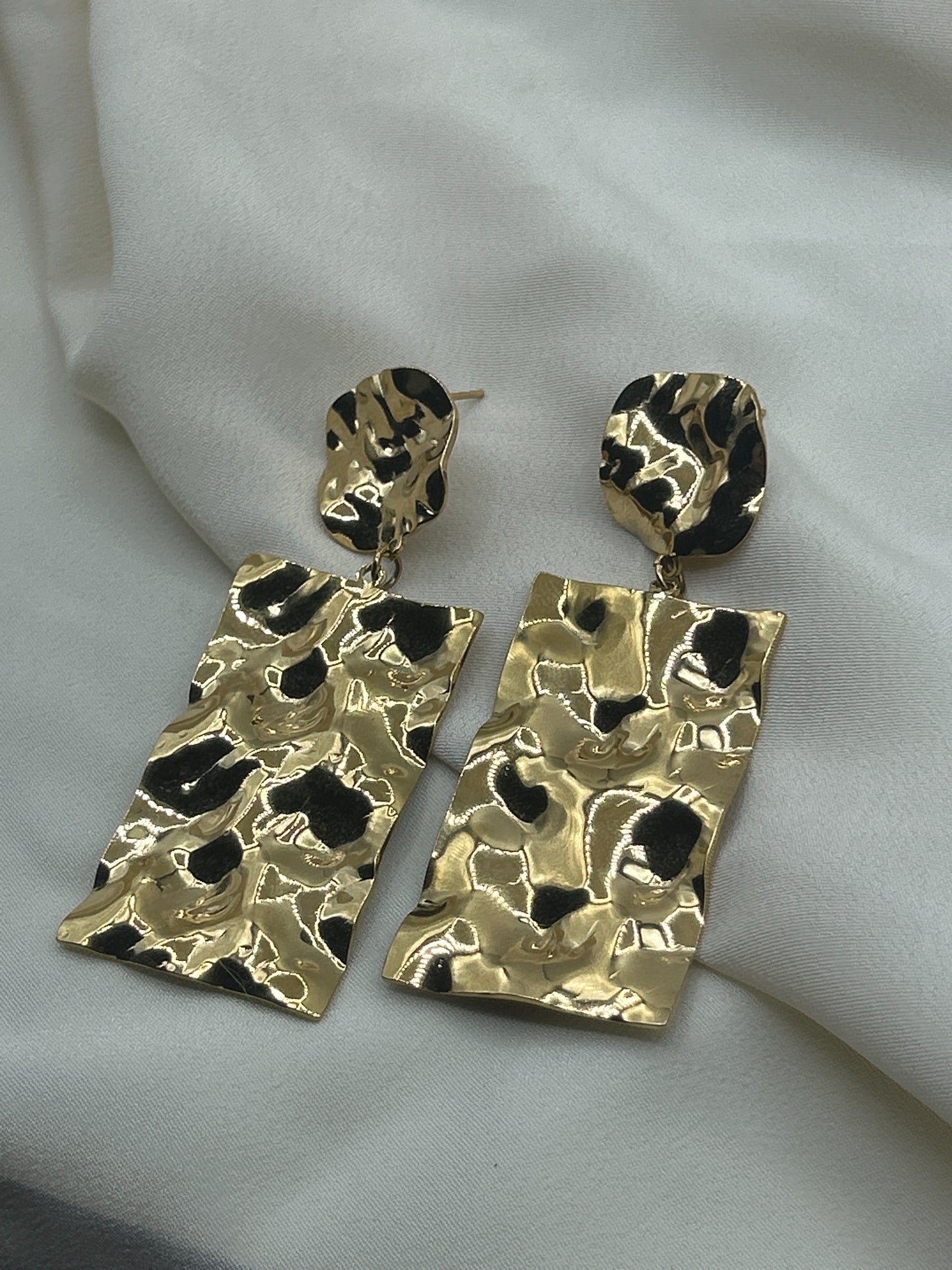 Hammered Square Pendant Earrings Gold