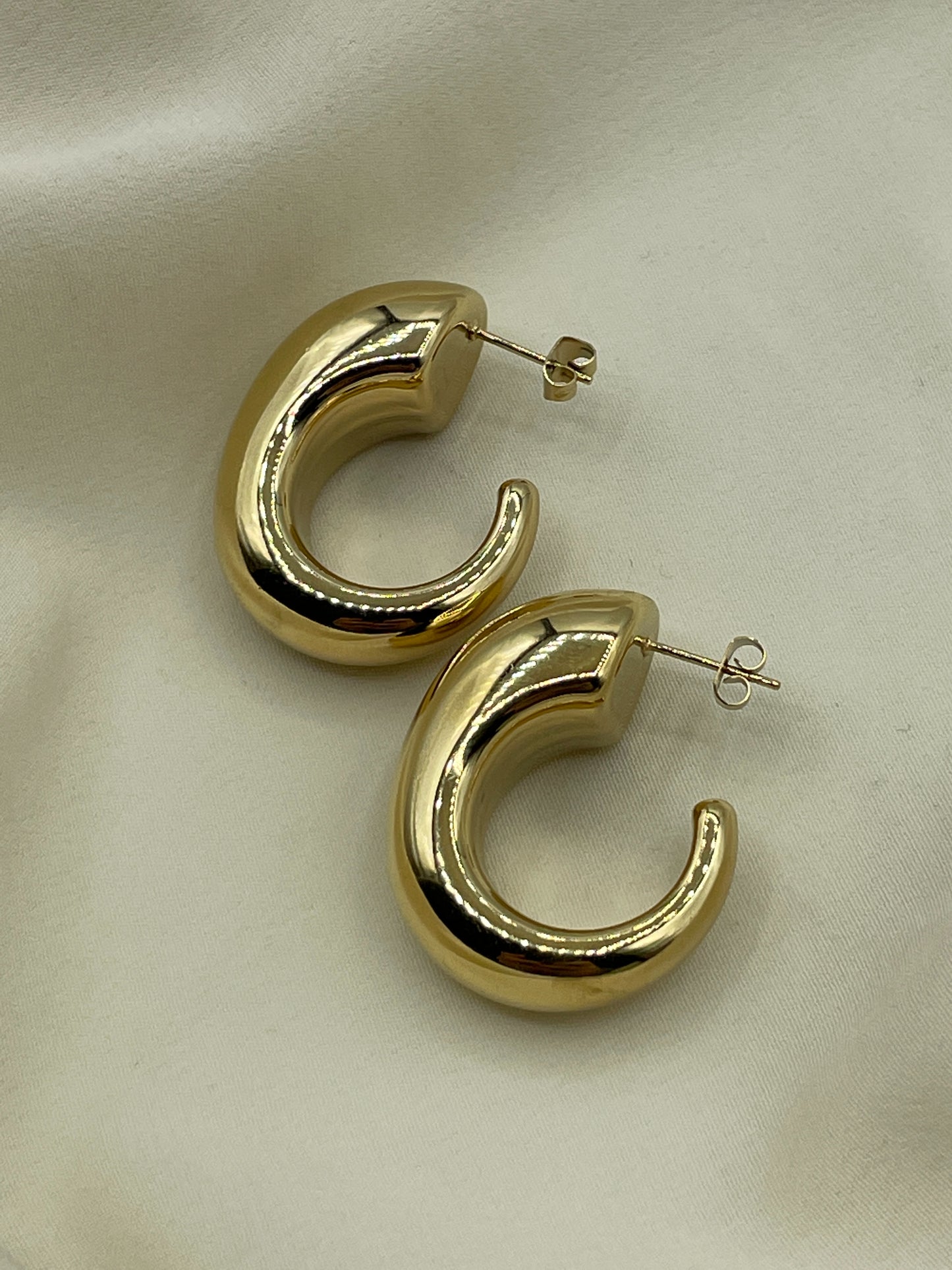 Horn Earrings Gold