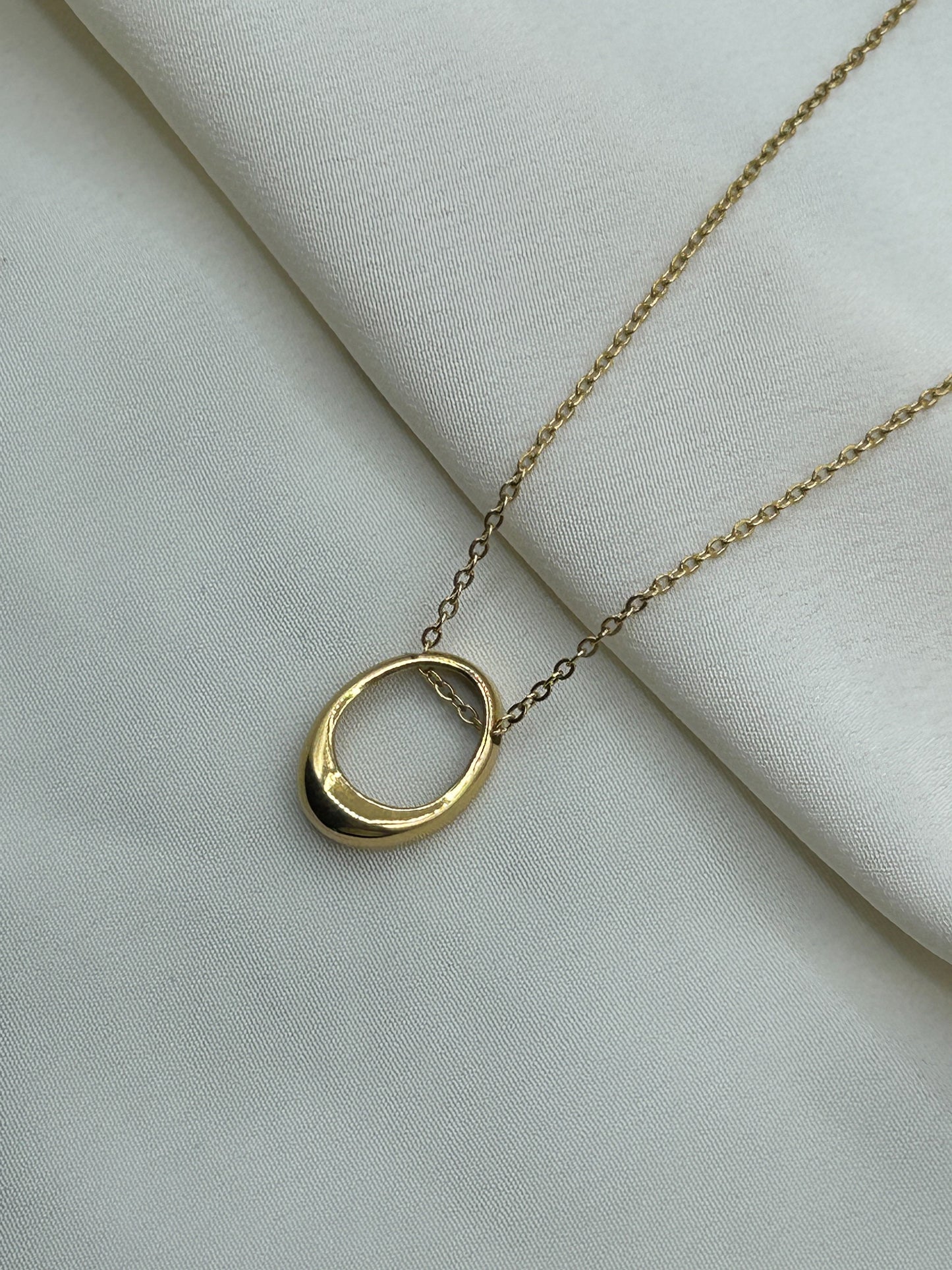 Karabiner Necklace Gold