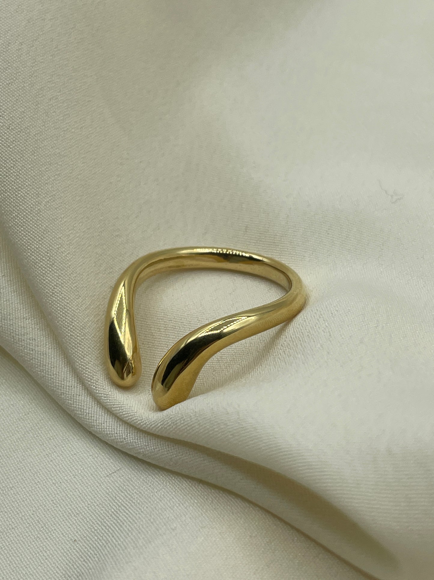 Open Collar Ring Gold