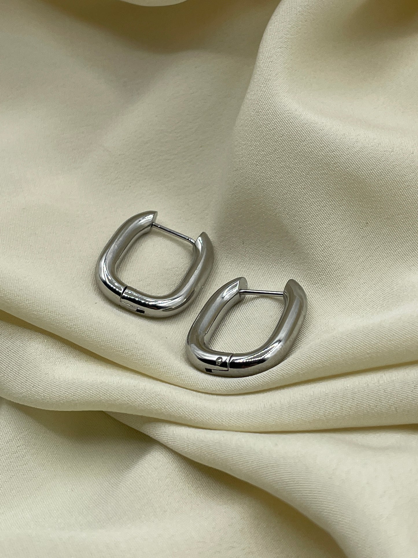 Oval Square Earrings Silver