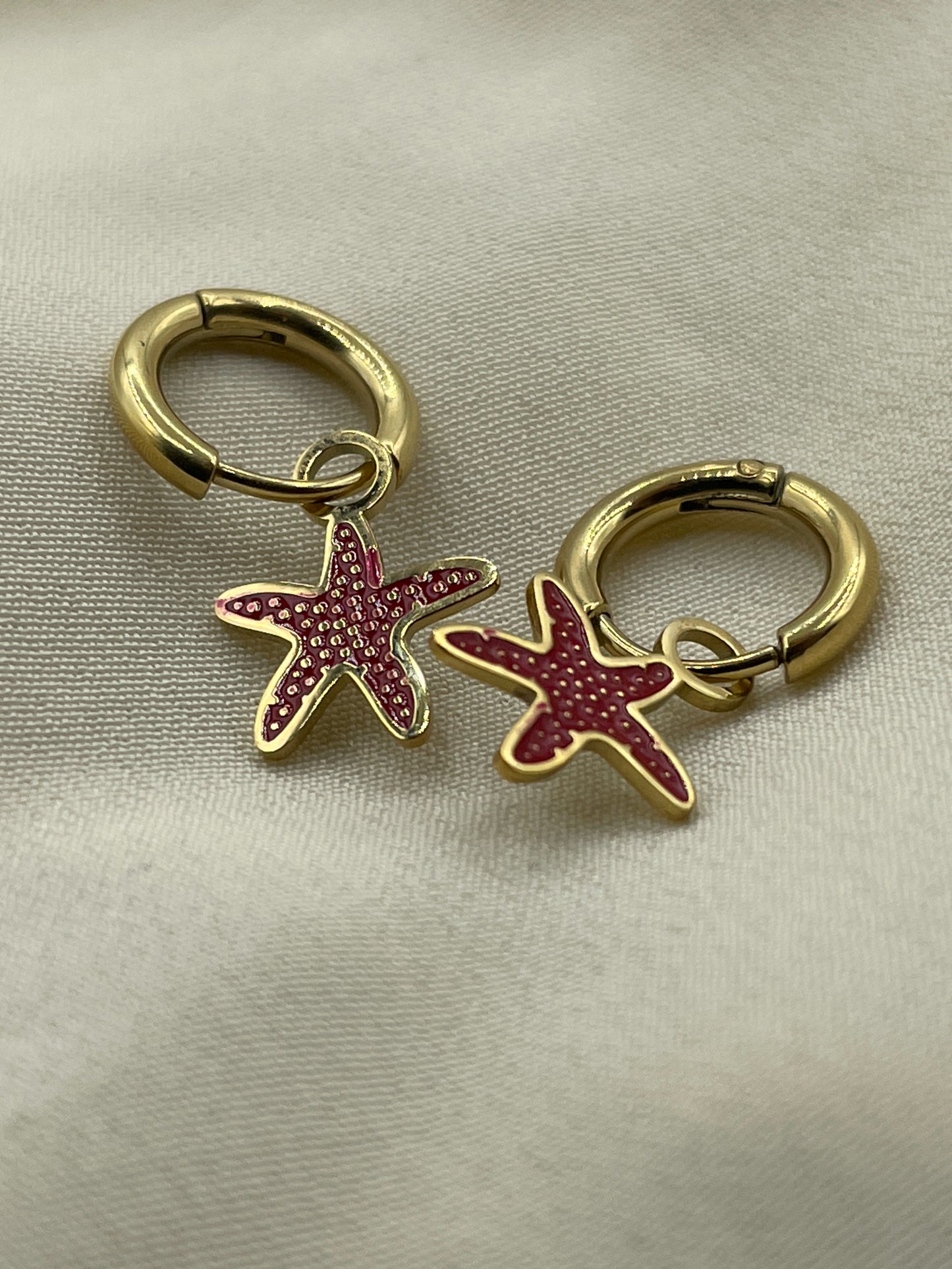 Red Starfish Pendant Earrings