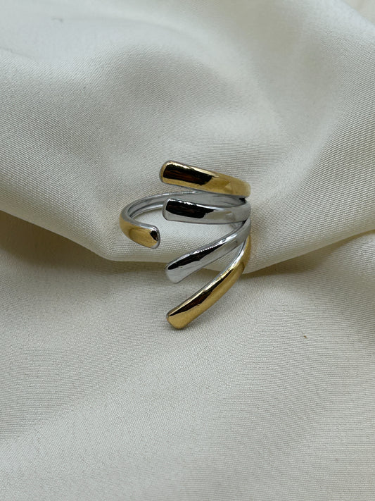 Bicolor Ribcage Ring