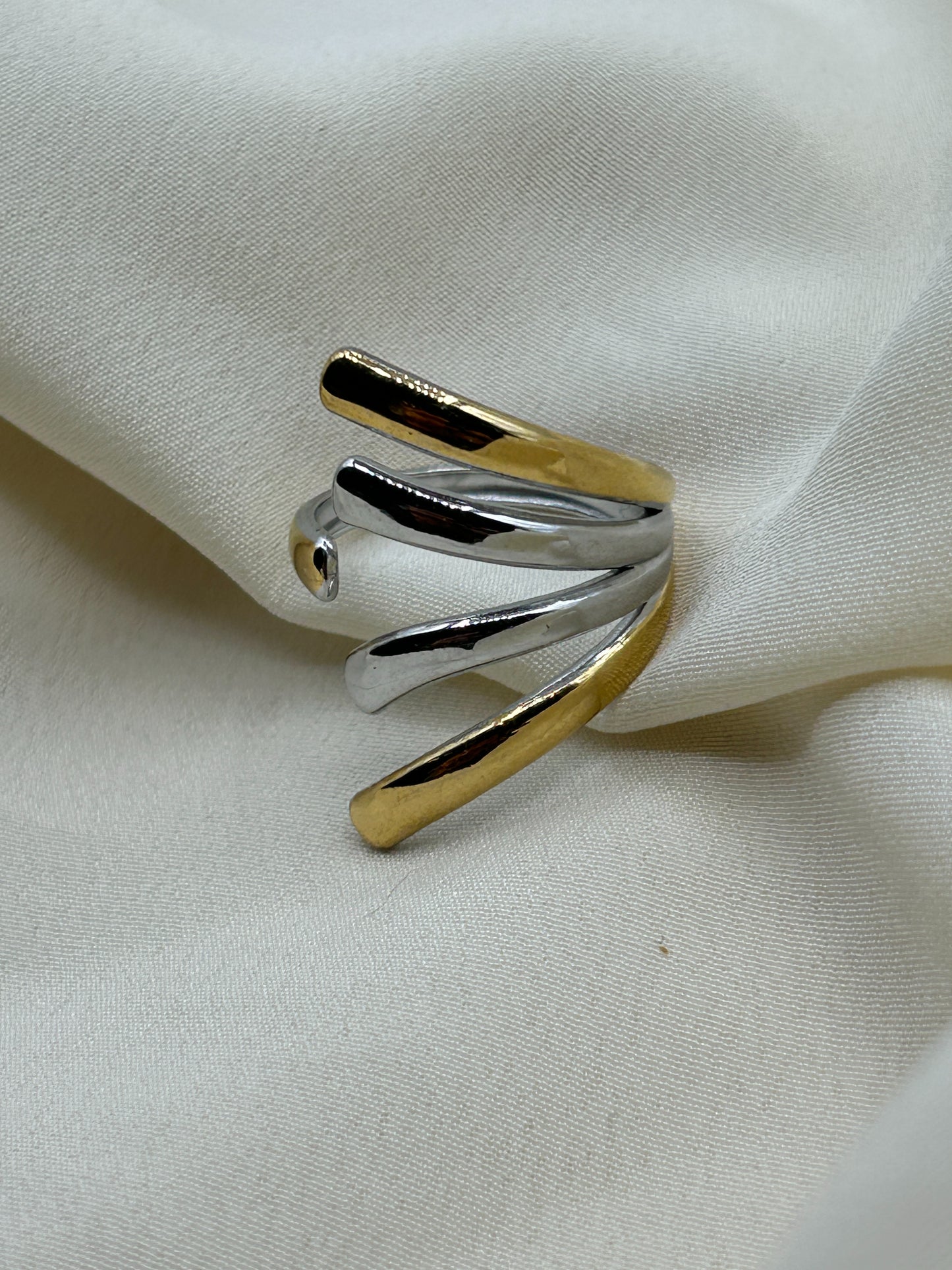 Bicolor Ribcage Ring