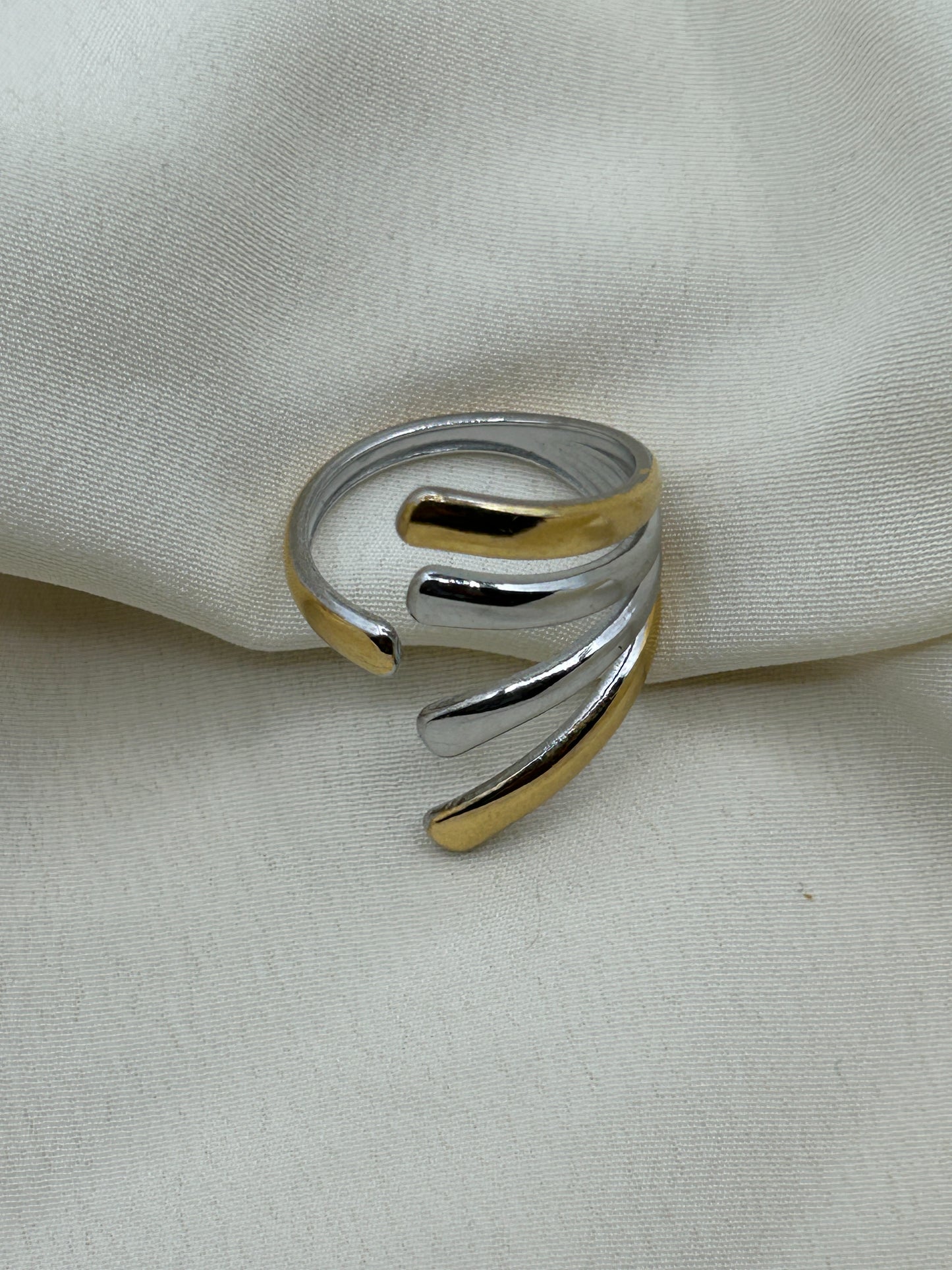 Bicolor Ribcage Ring