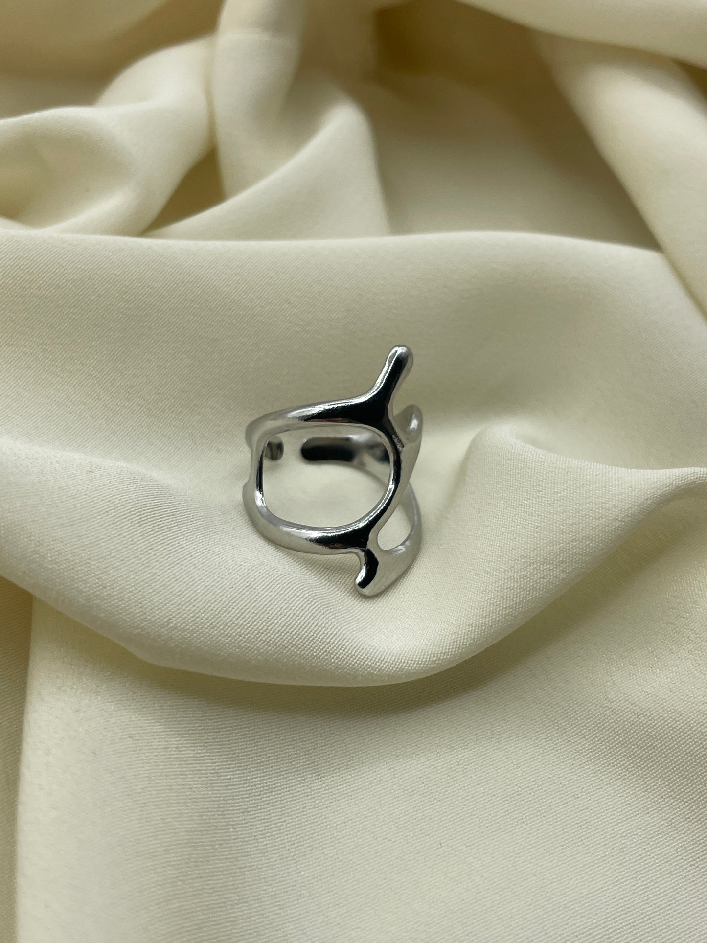 Liquid Ring Silver